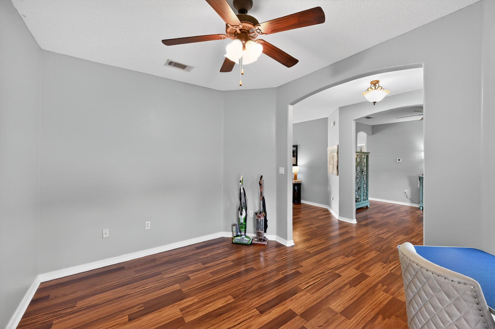 2409 Halfmoon Lane