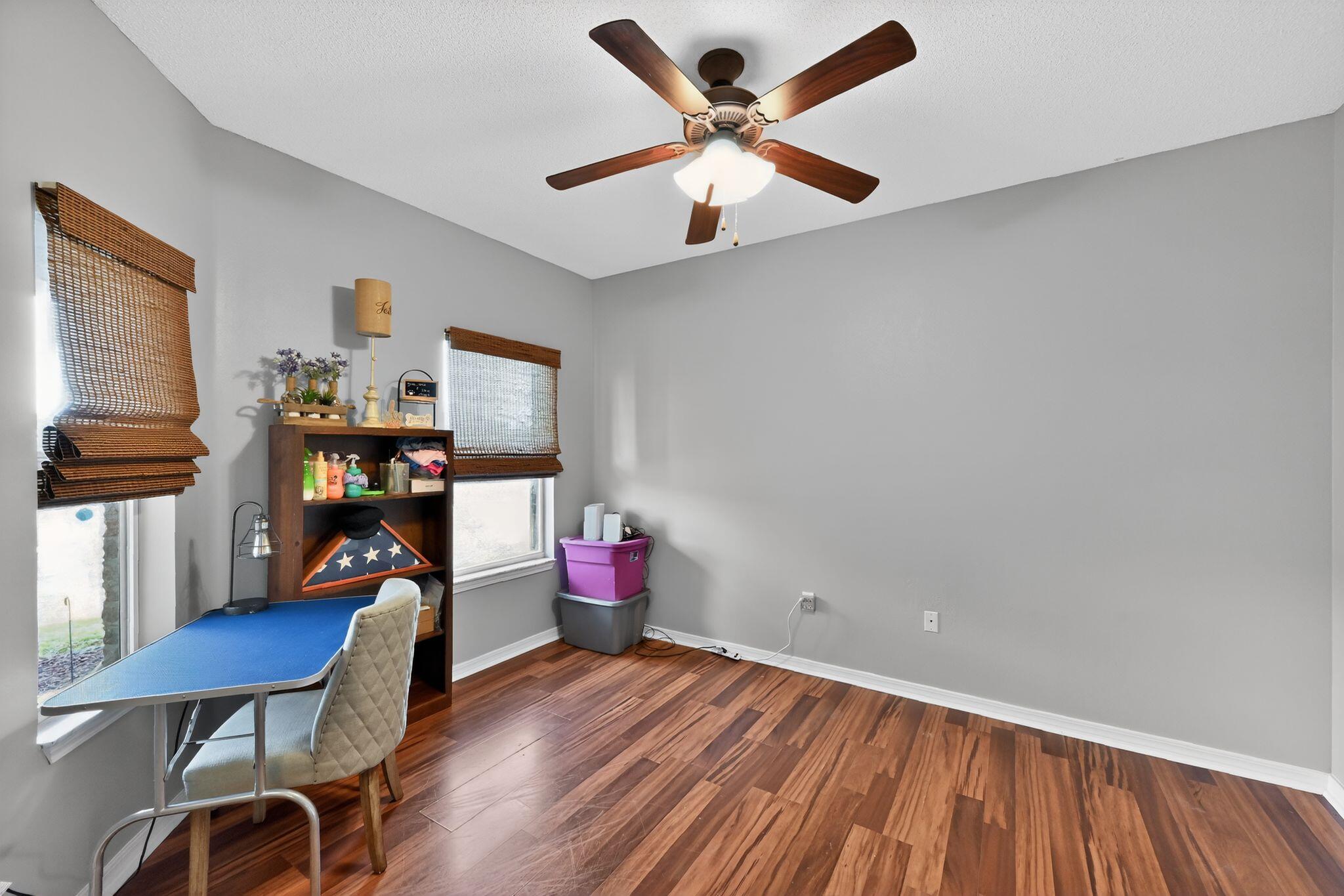 2409 Halfmoon Lane