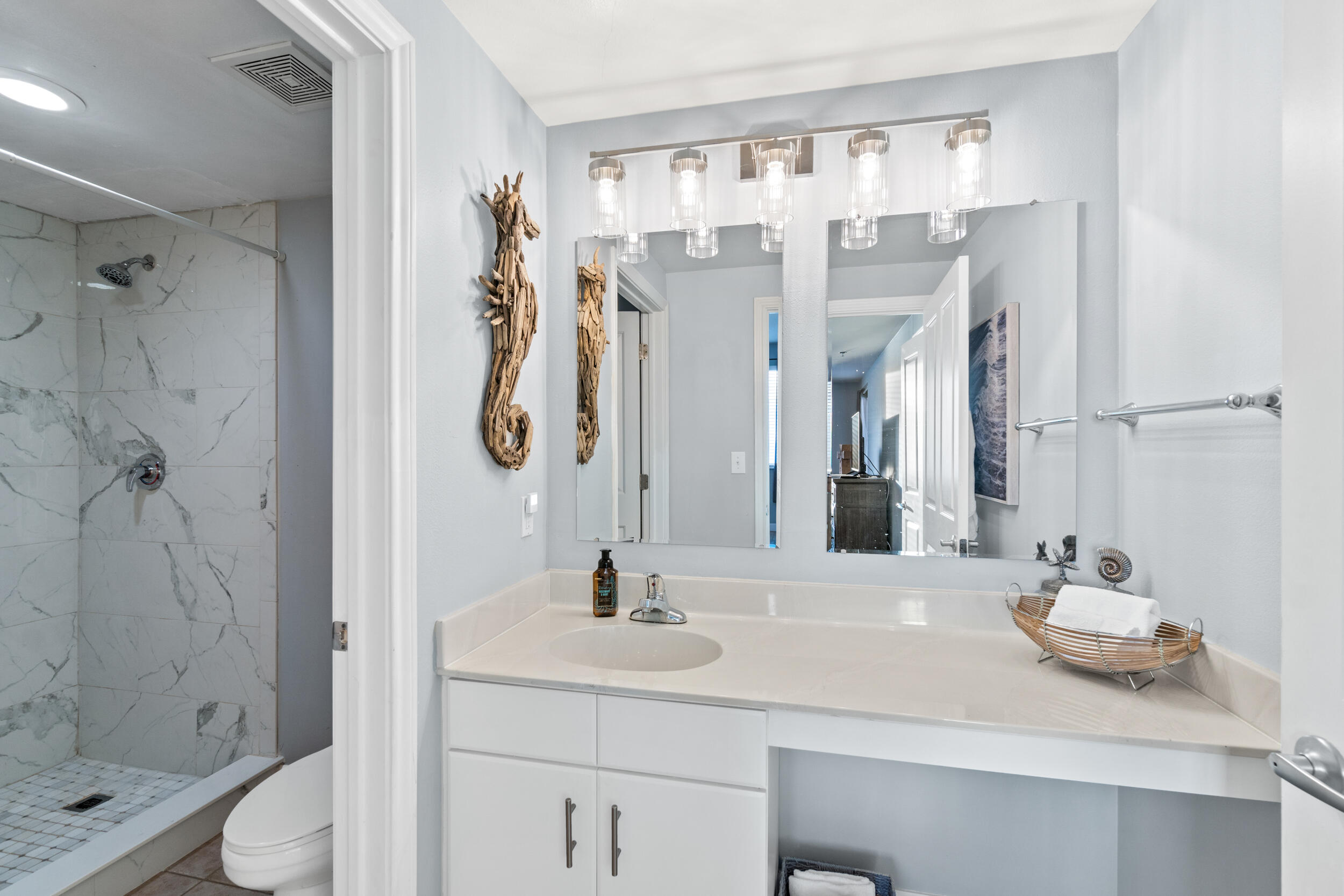 9900 S Thomas Drive, 1631