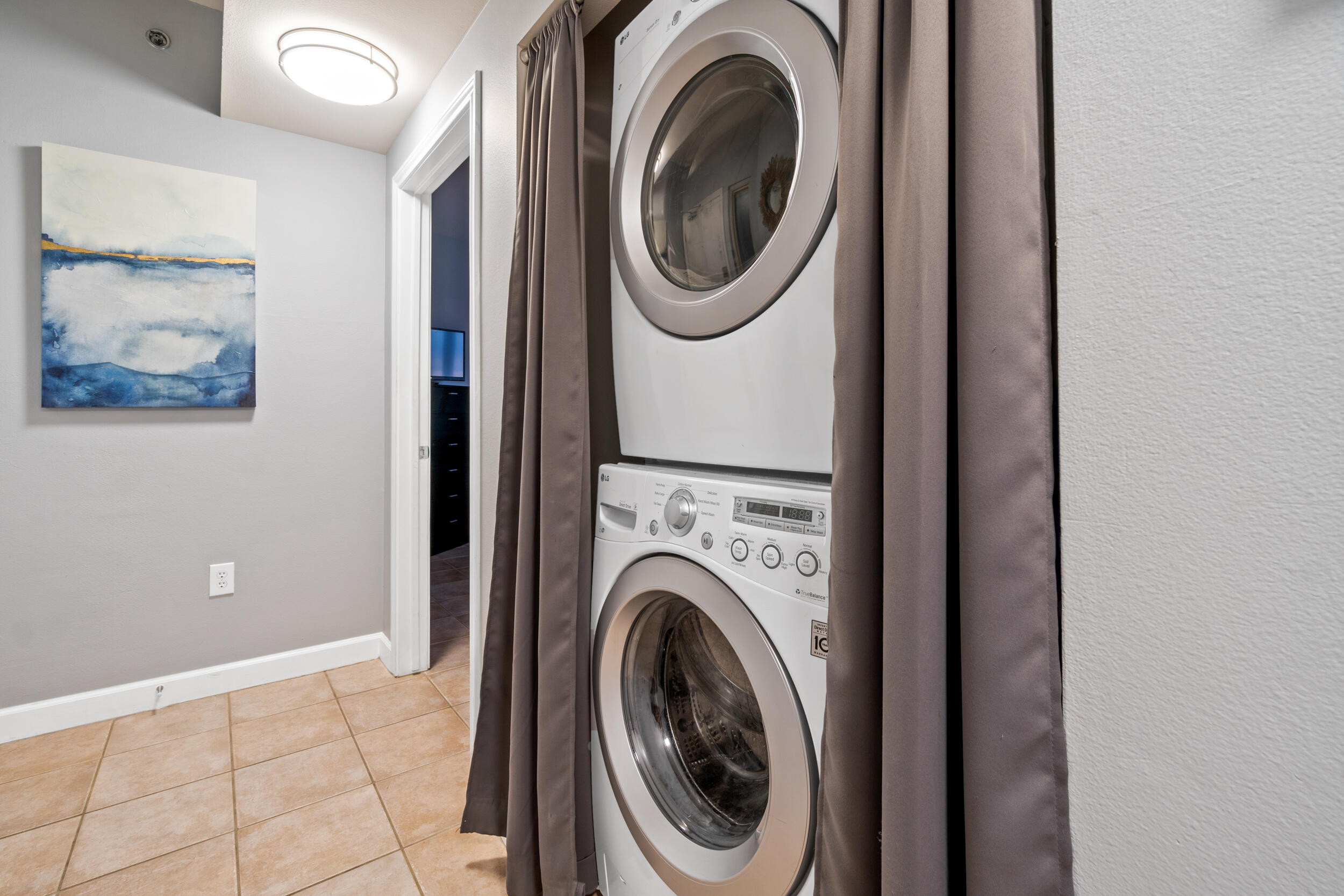 9900 S Thomas Drive, 1631