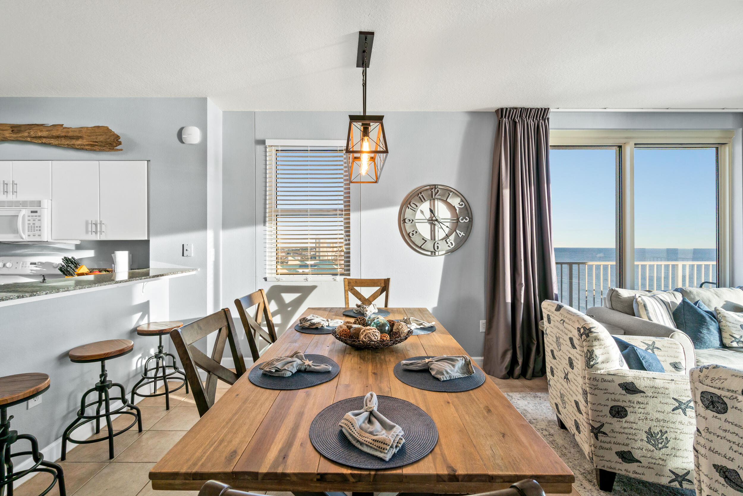 9900 S Thomas Drive, 1631