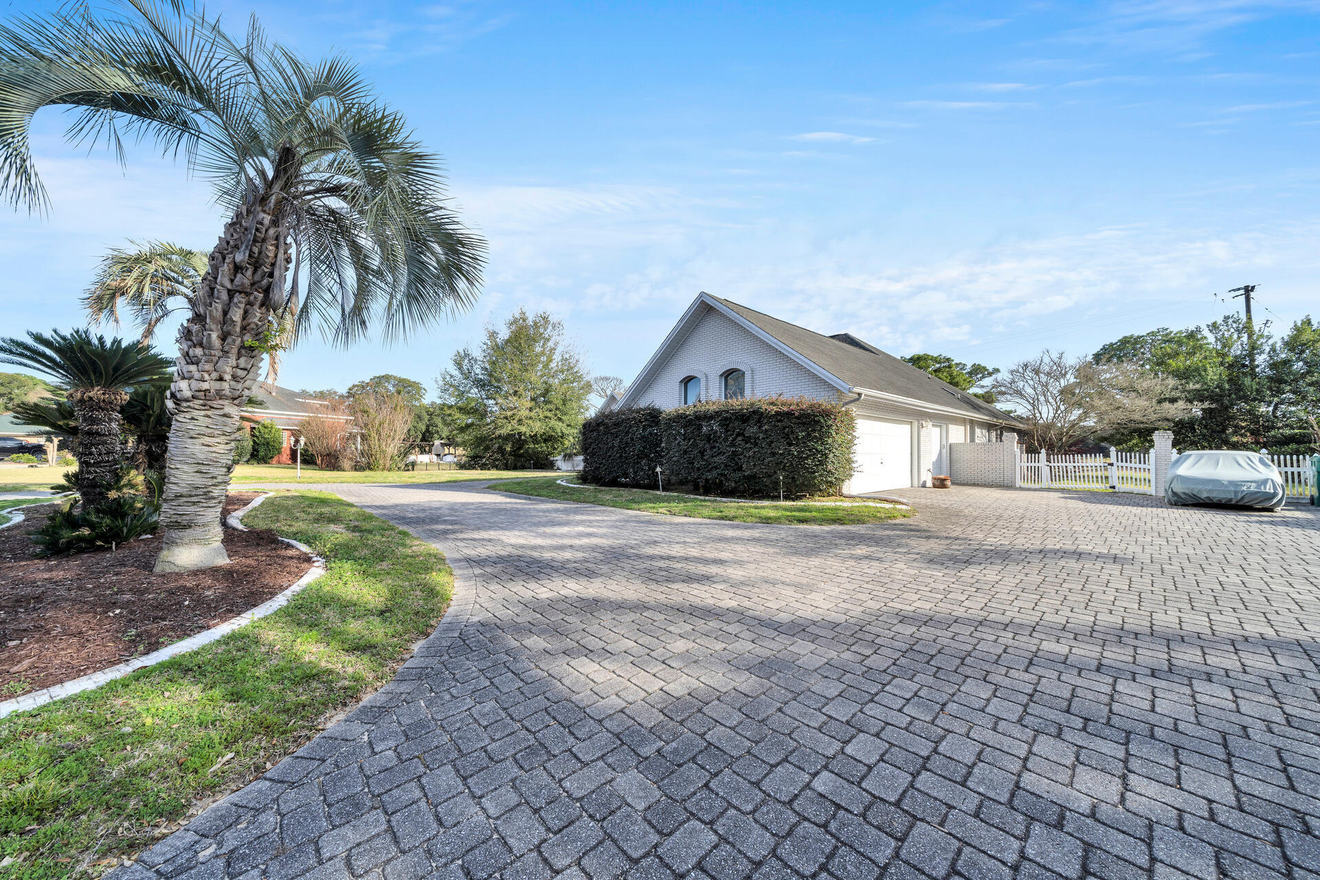 83 Lake Lorraine Circle