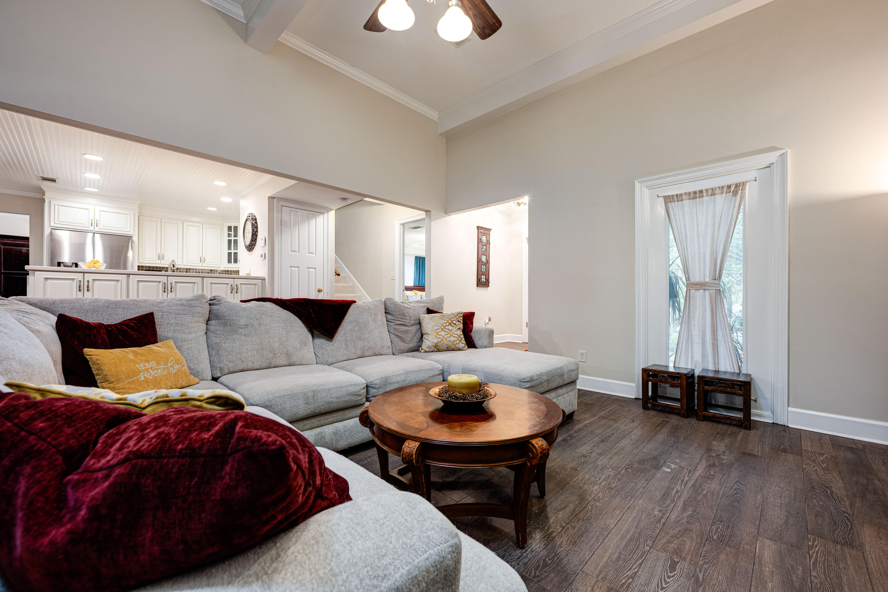 821 Lake Amick Drive