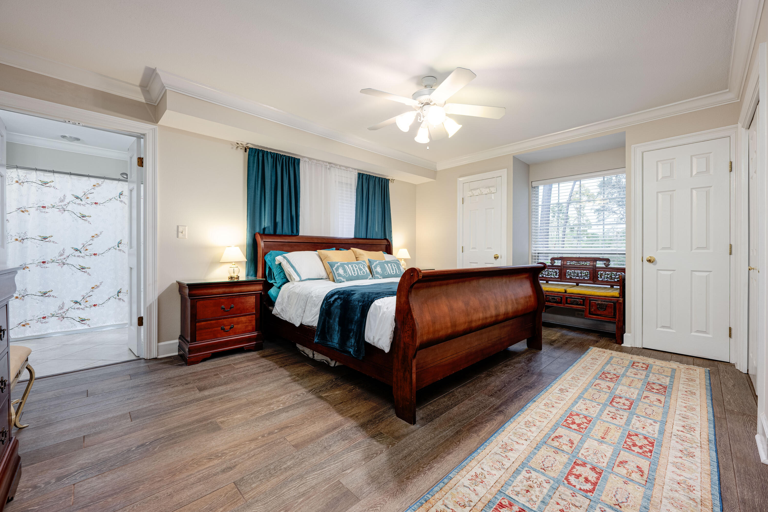 821 Lake Amick Drive