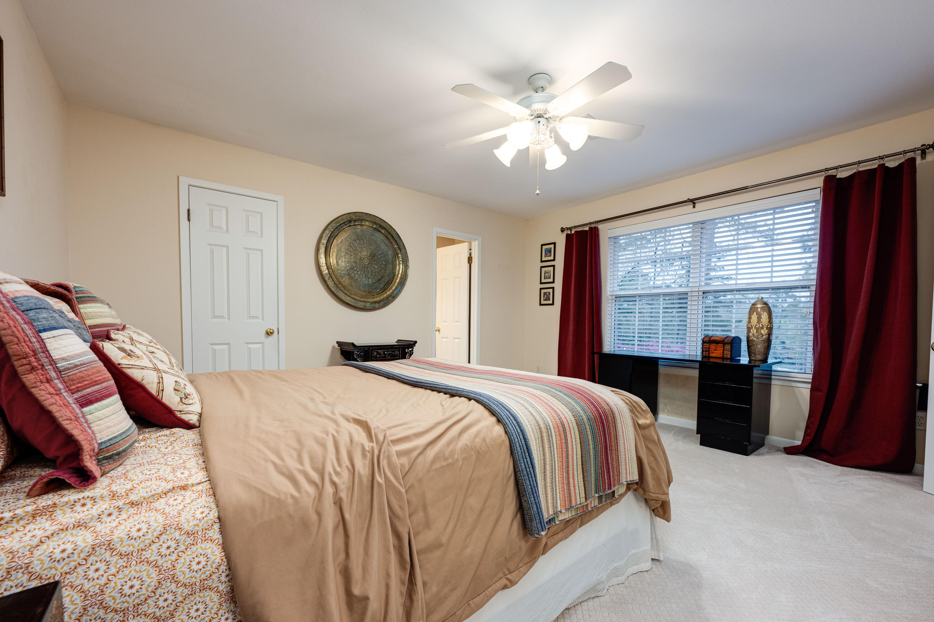 821 Lake Amick Drive