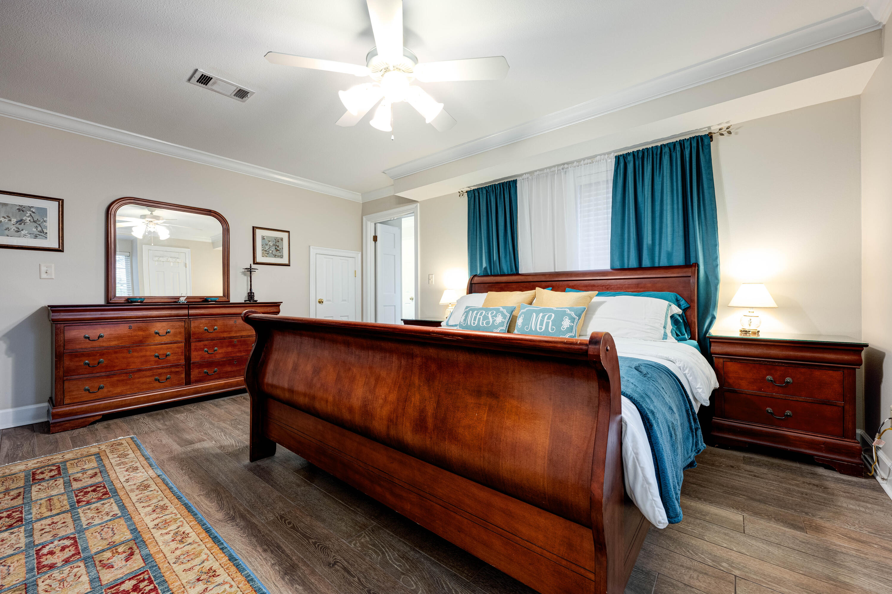 821 Lake Amick Drive