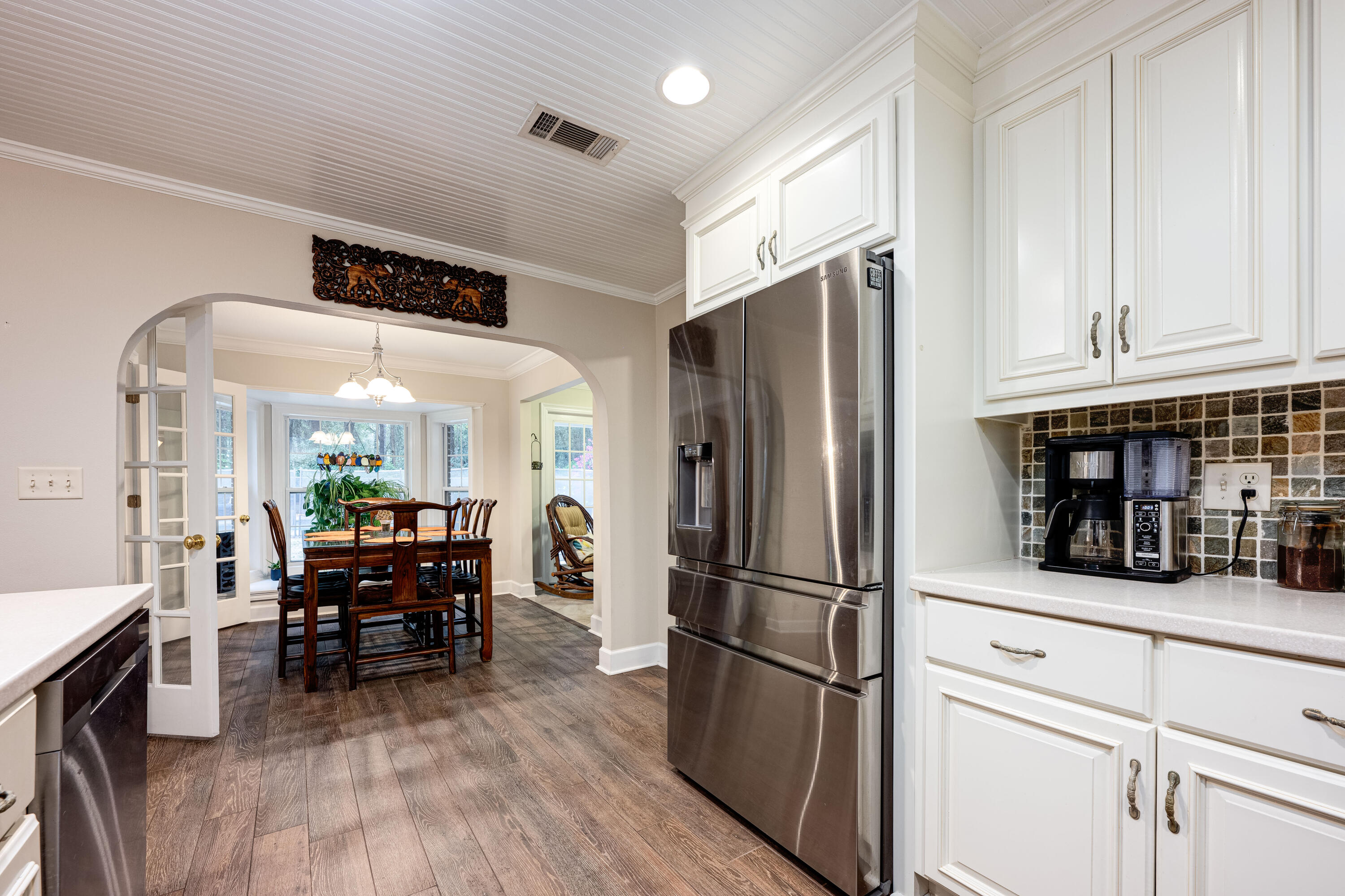 821 Lake Amick Drive