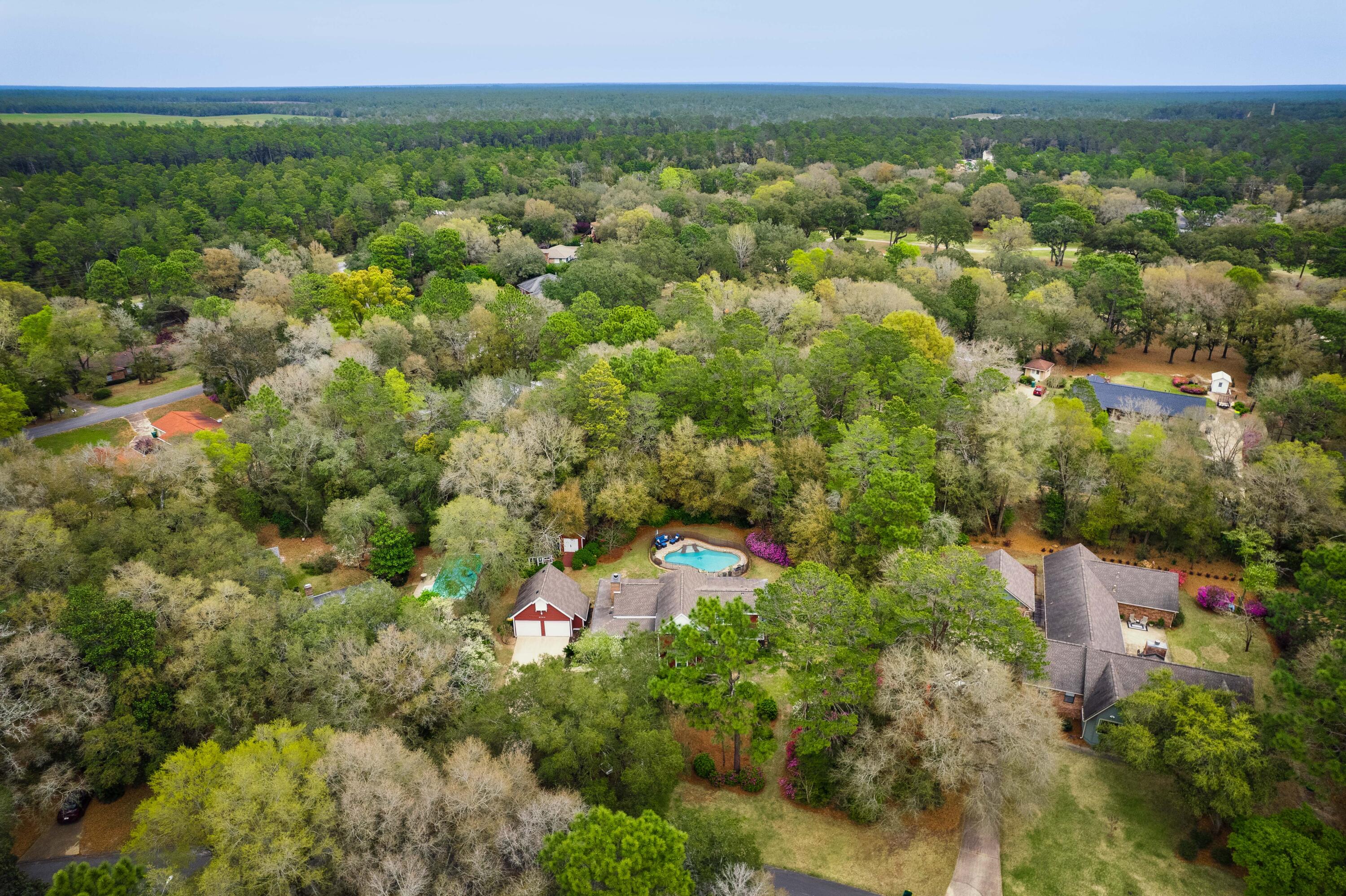 821 Lake Amick Drive