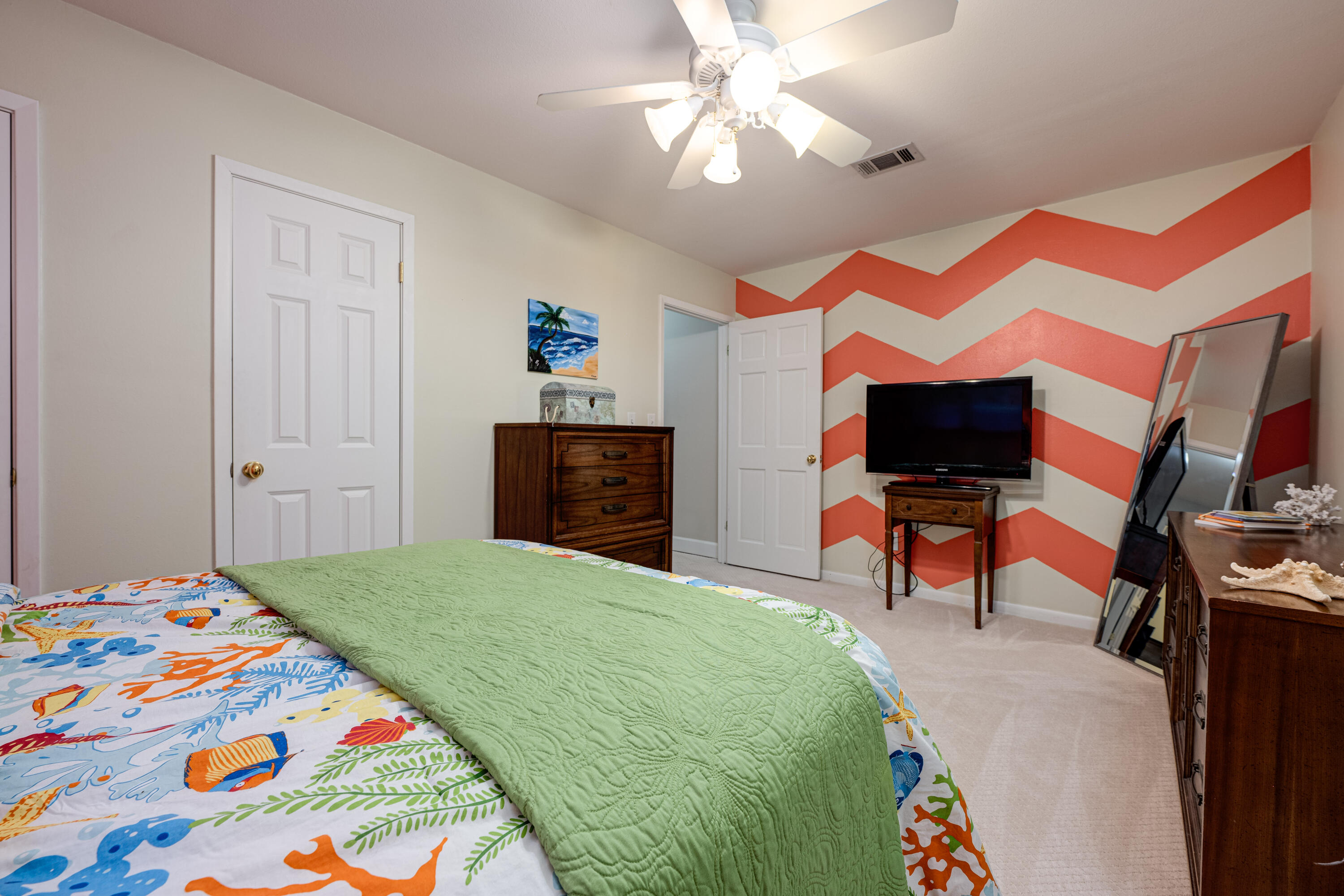 821 Lake Amick Drive