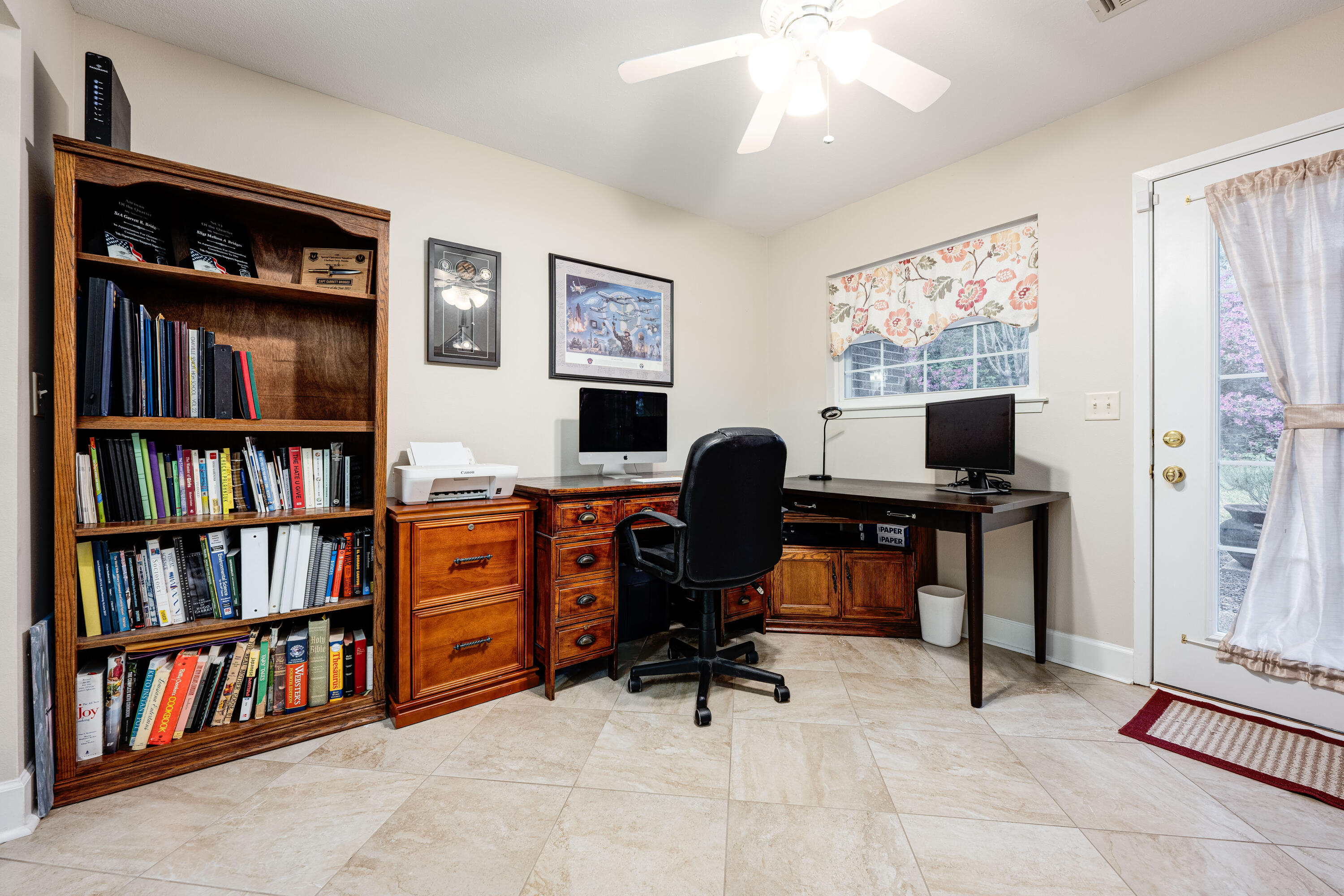 821 Lake Amick Drive