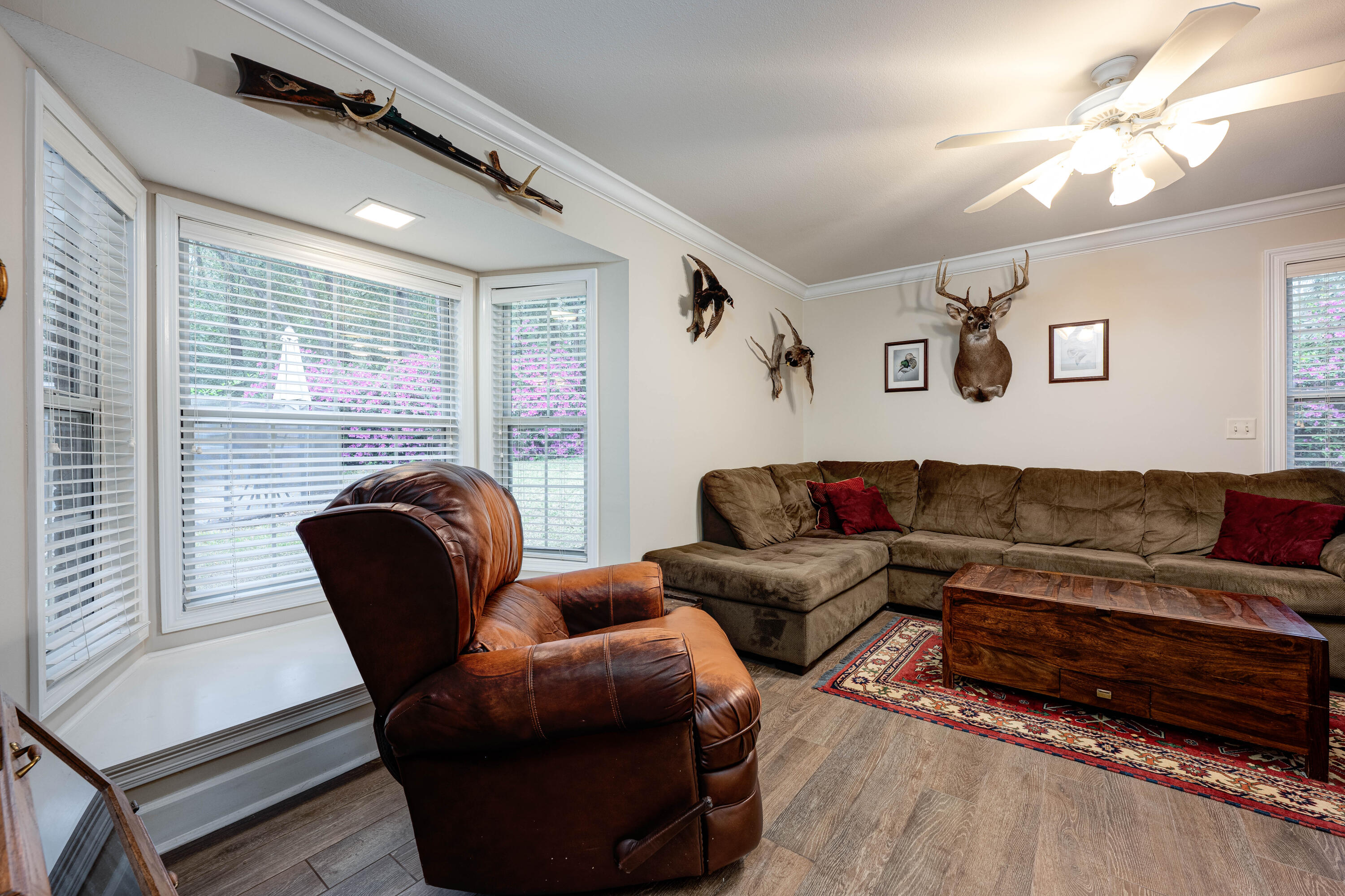 821 Lake Amick Drive