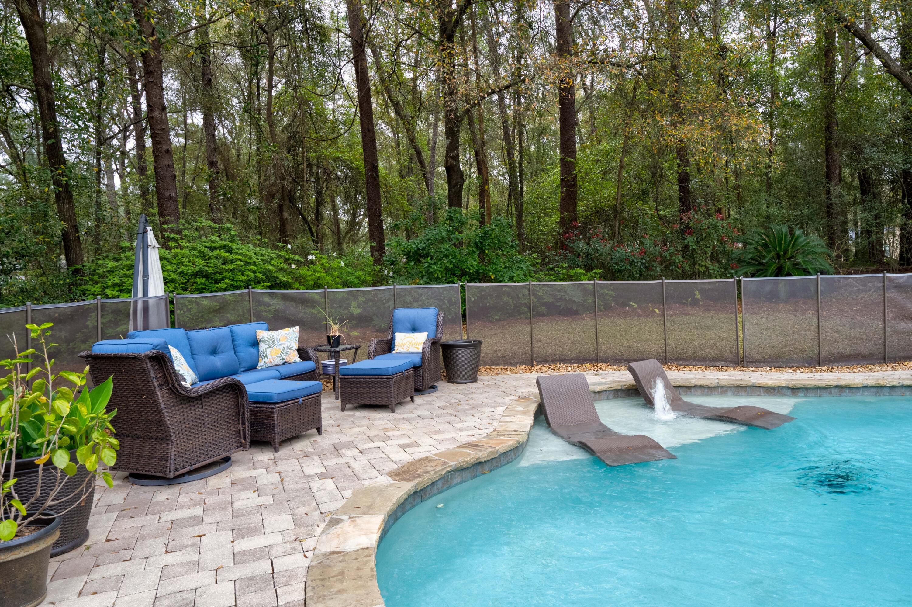 821 Lake Amick Drive