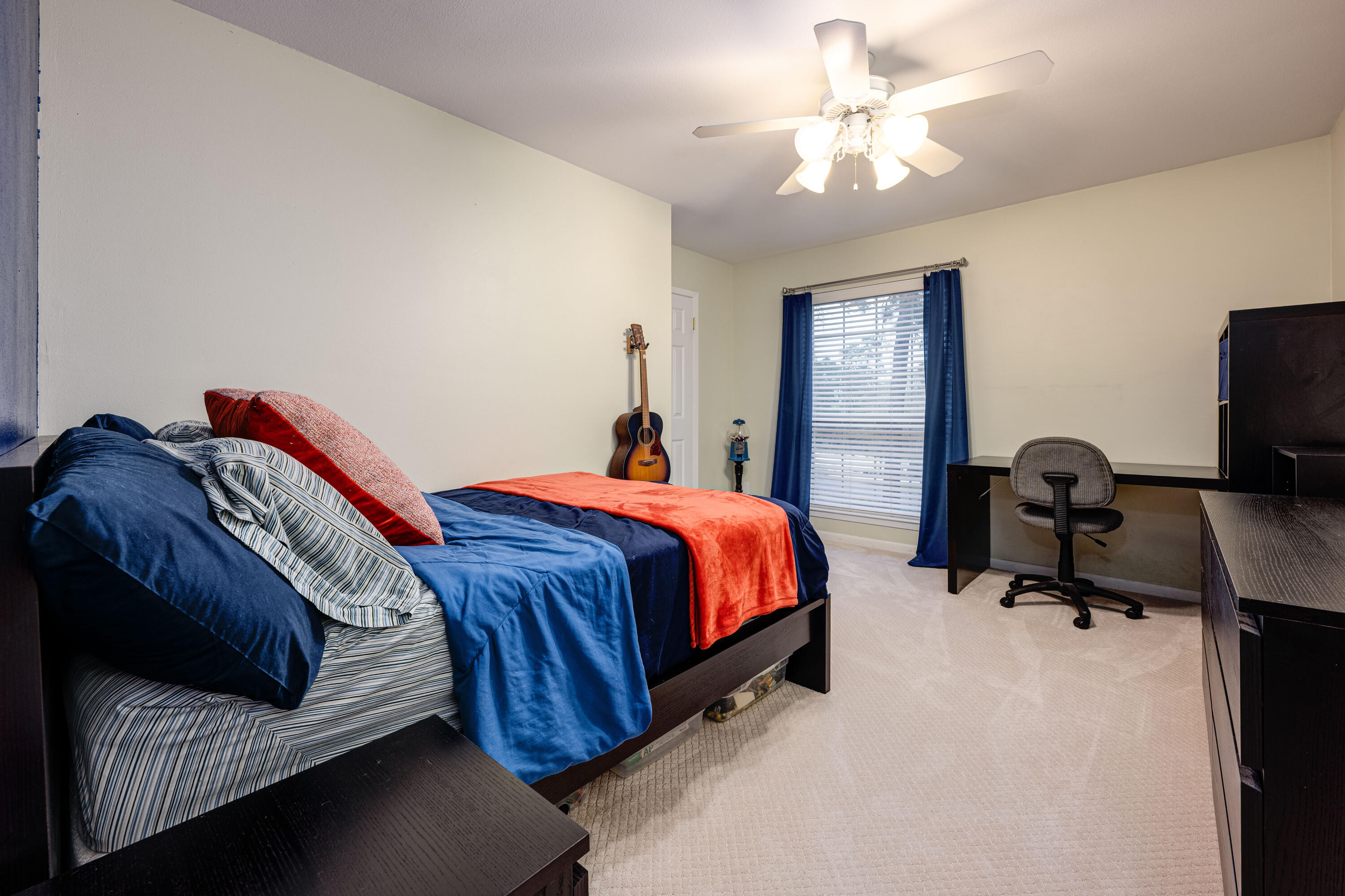 821 Lake Amick Drive