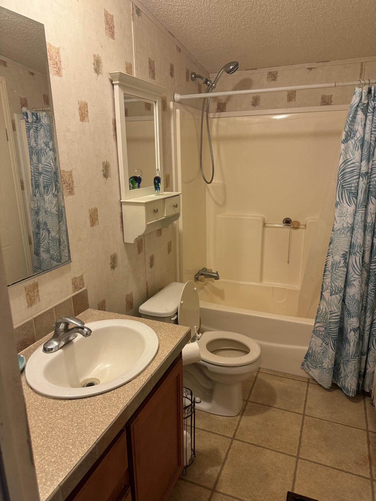 3080 CANYON Trail