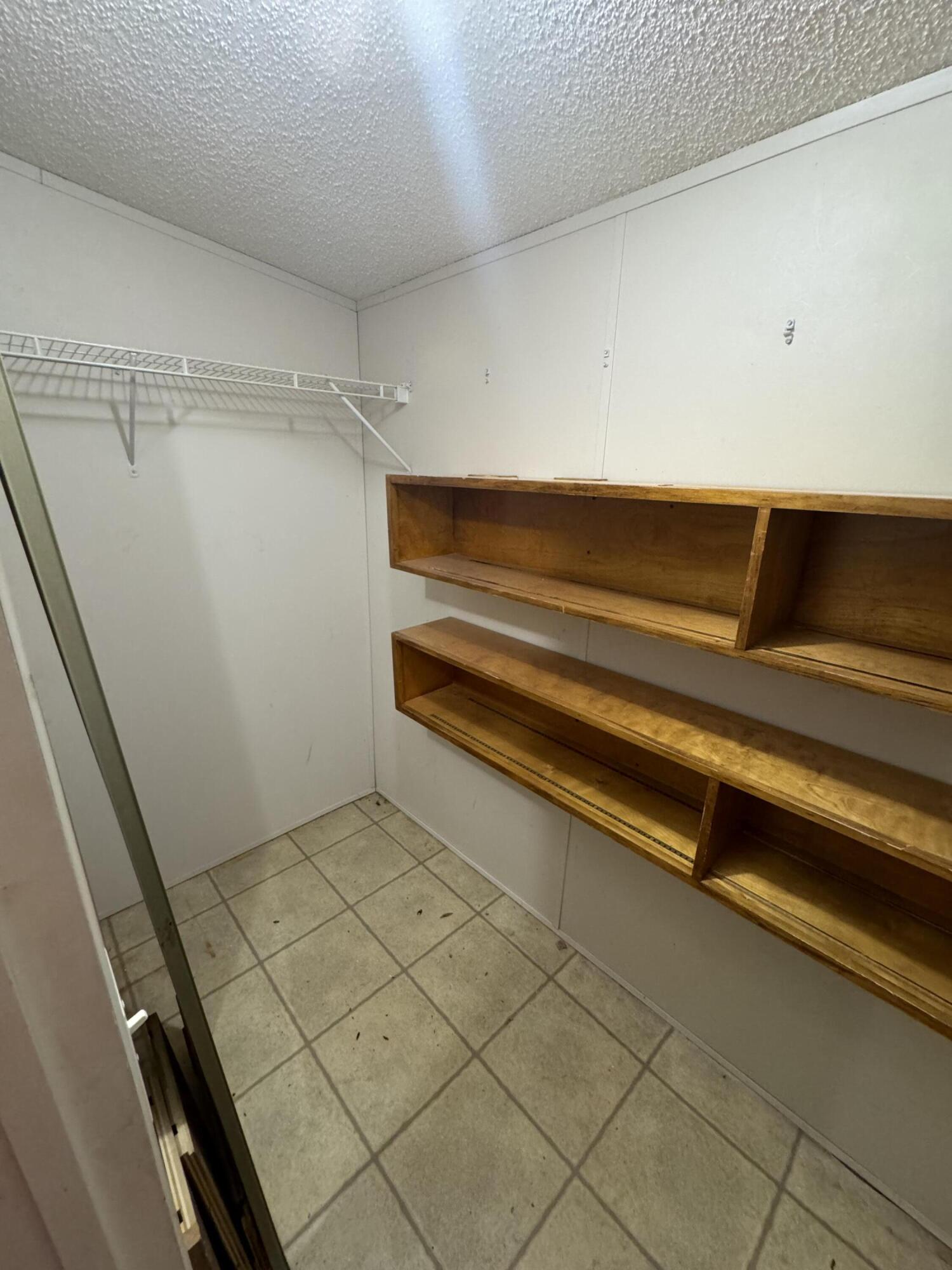 3080 CANYON Trail