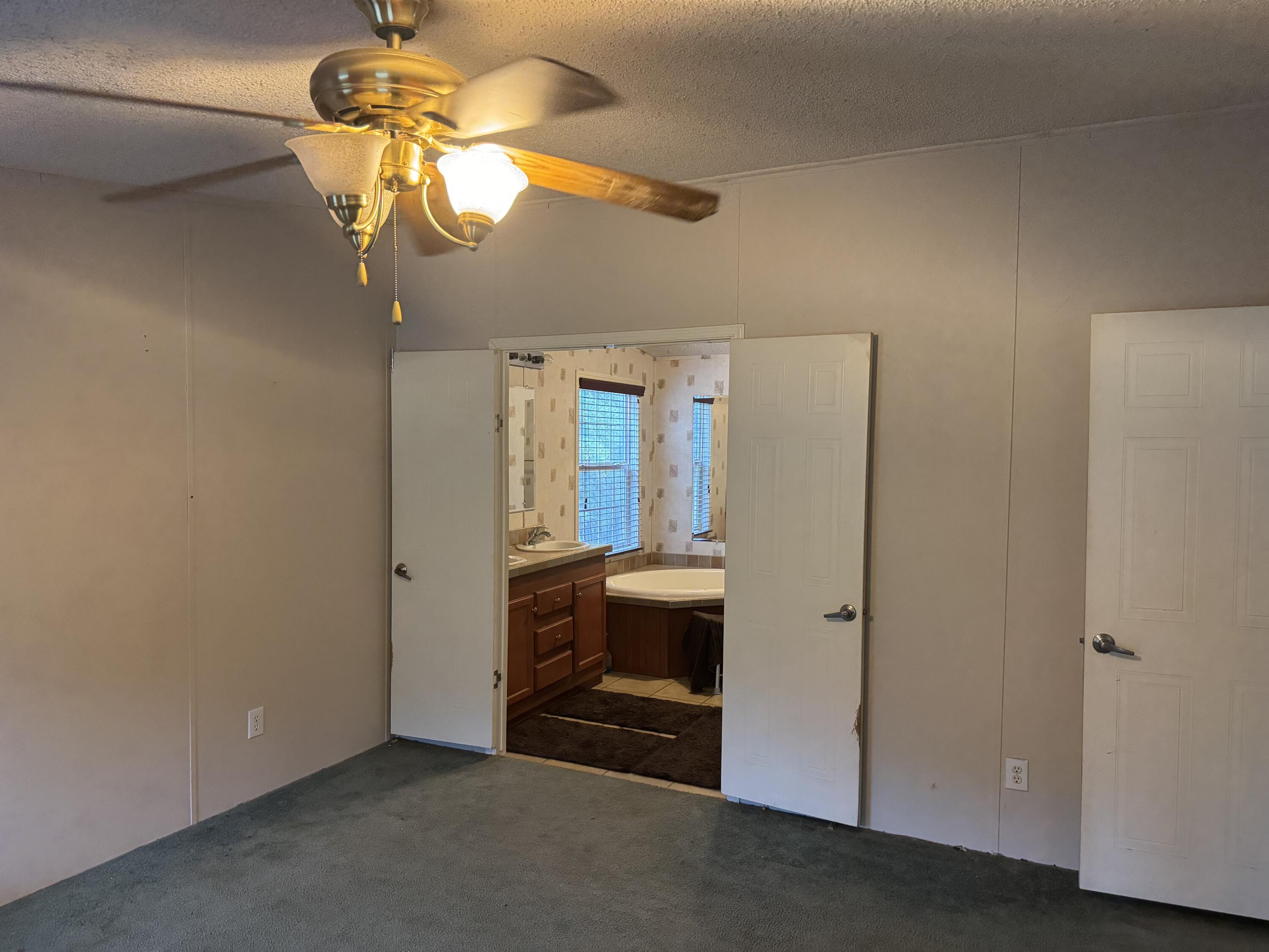 3080 CANYON Trail