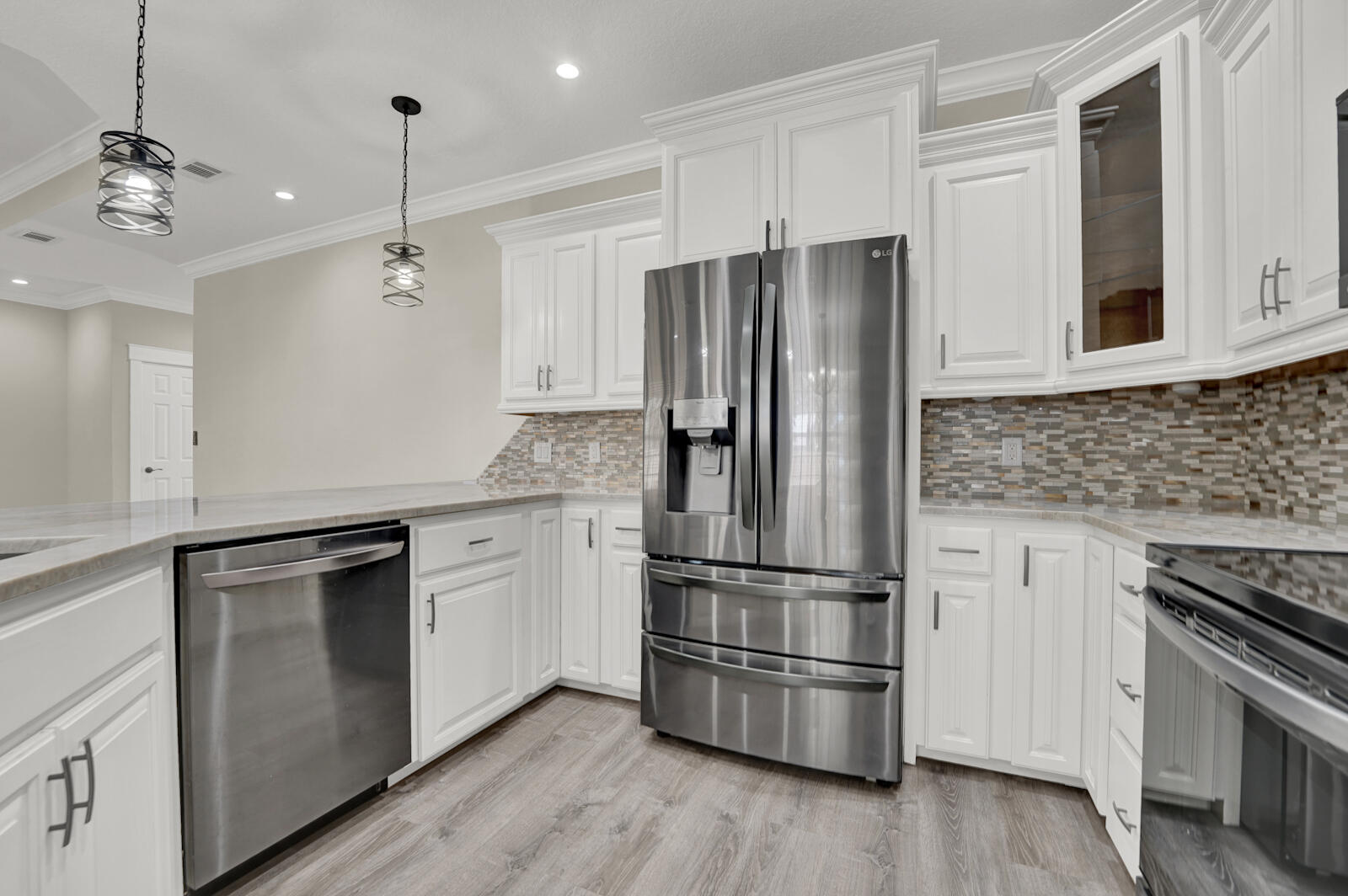 252 Waterview Cove Drive