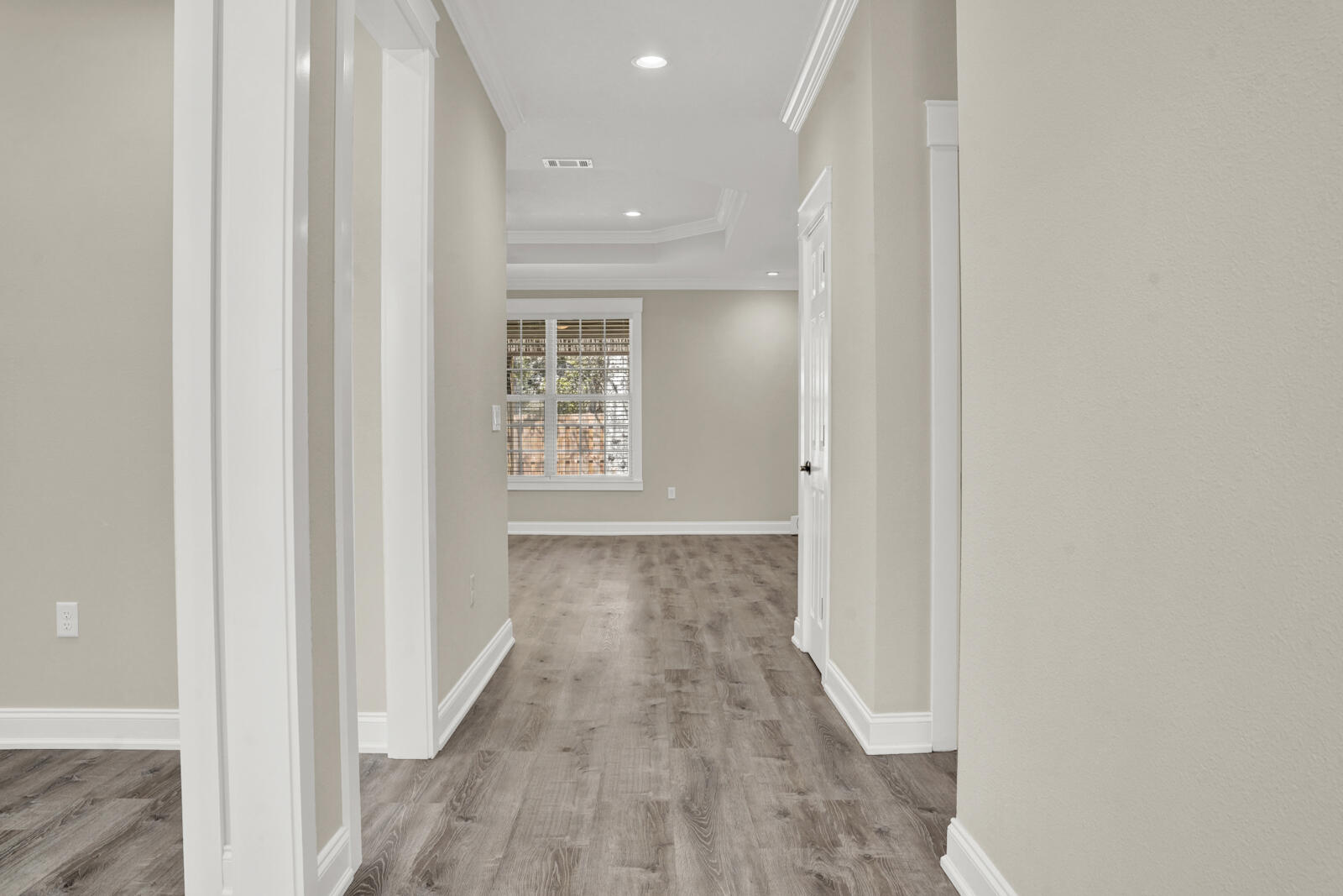 252 Waterview Cove Drive