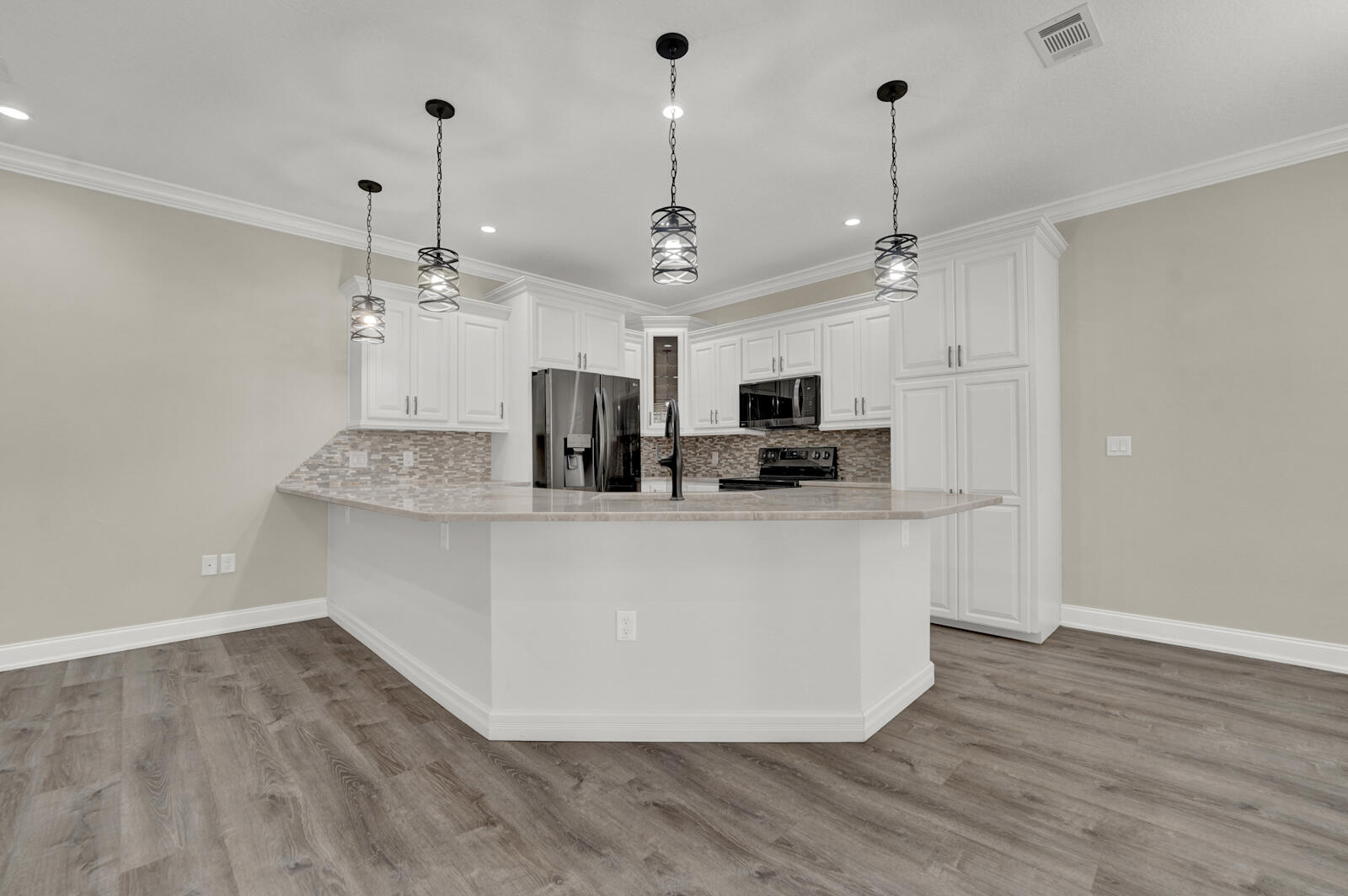 252 Waterview Cove Drive