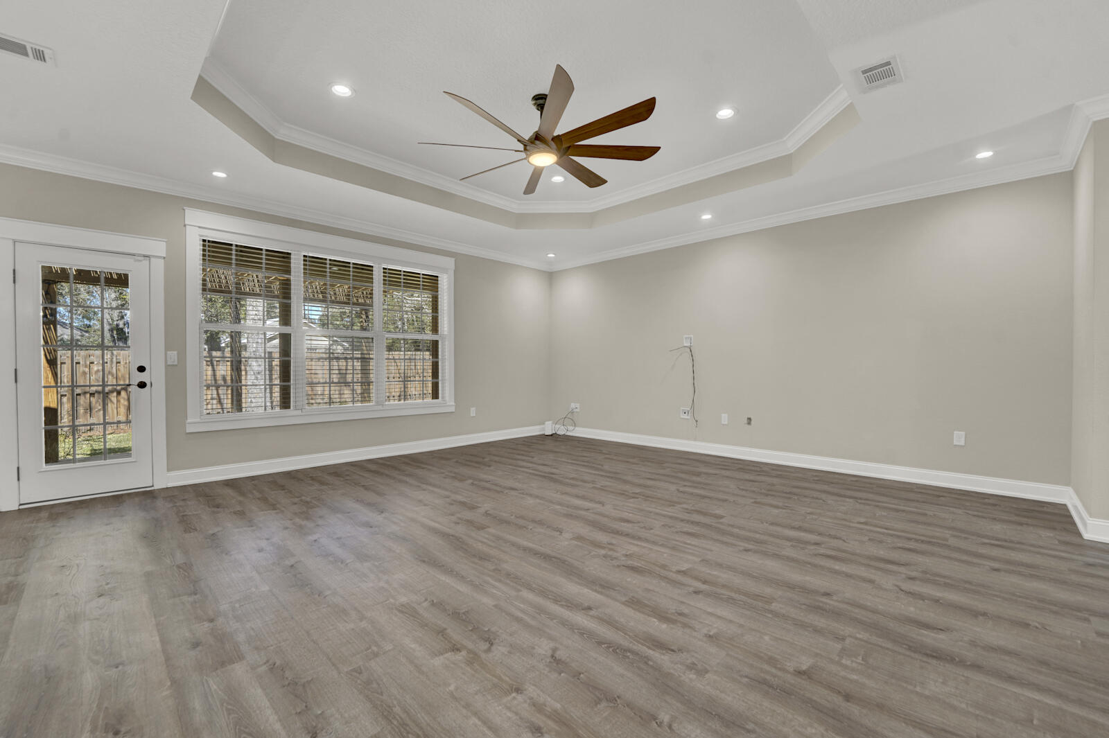 252 Waterview Cove Drive