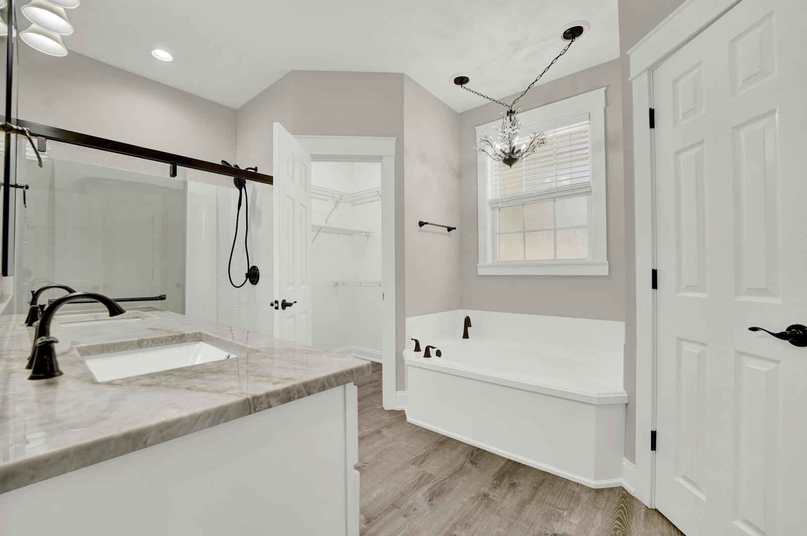 252 Waterview Cove Drive