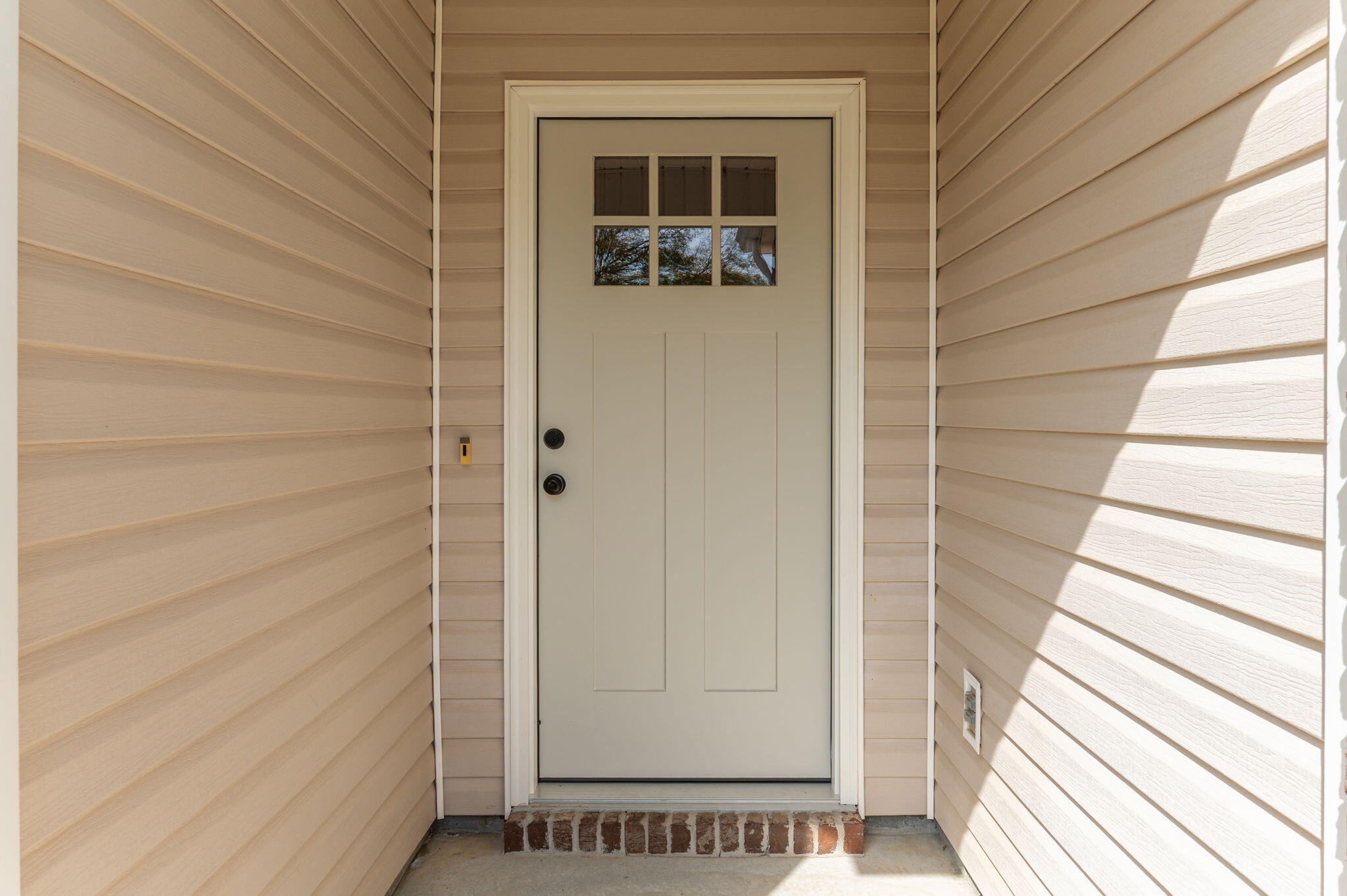 221 Tiffot Court