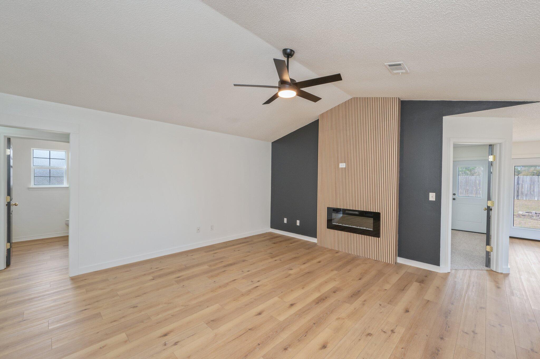 221 Tiffot Court