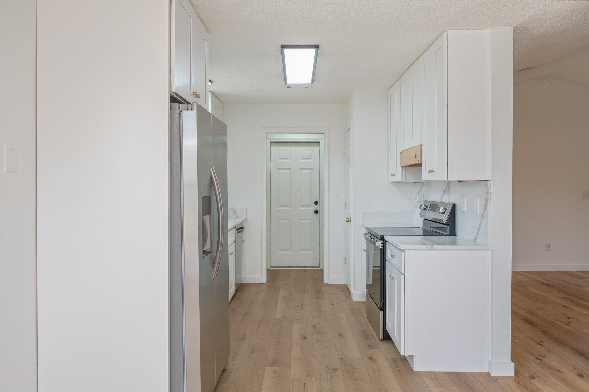 221 Tiffot Court