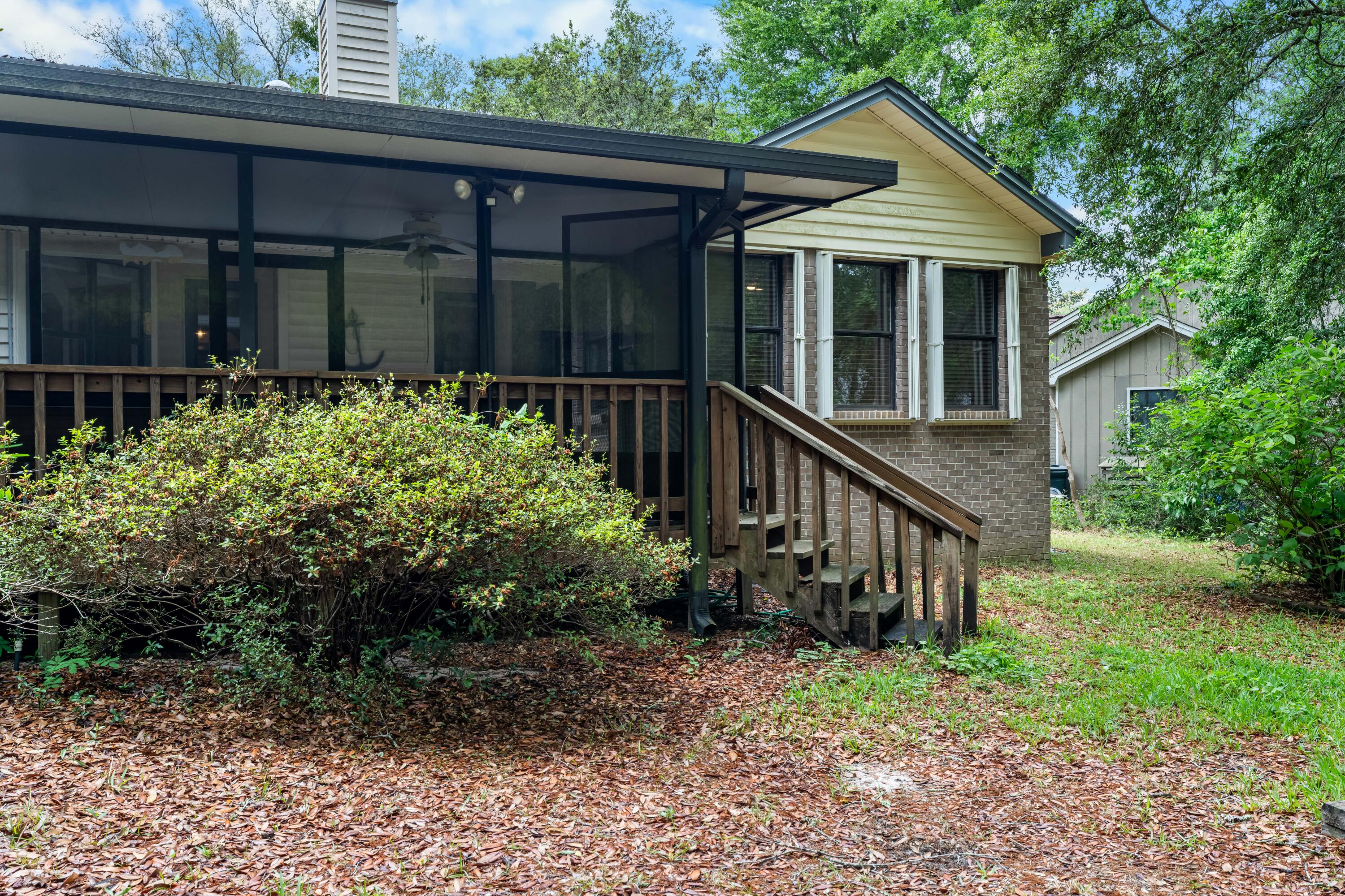102 Bermuda Way