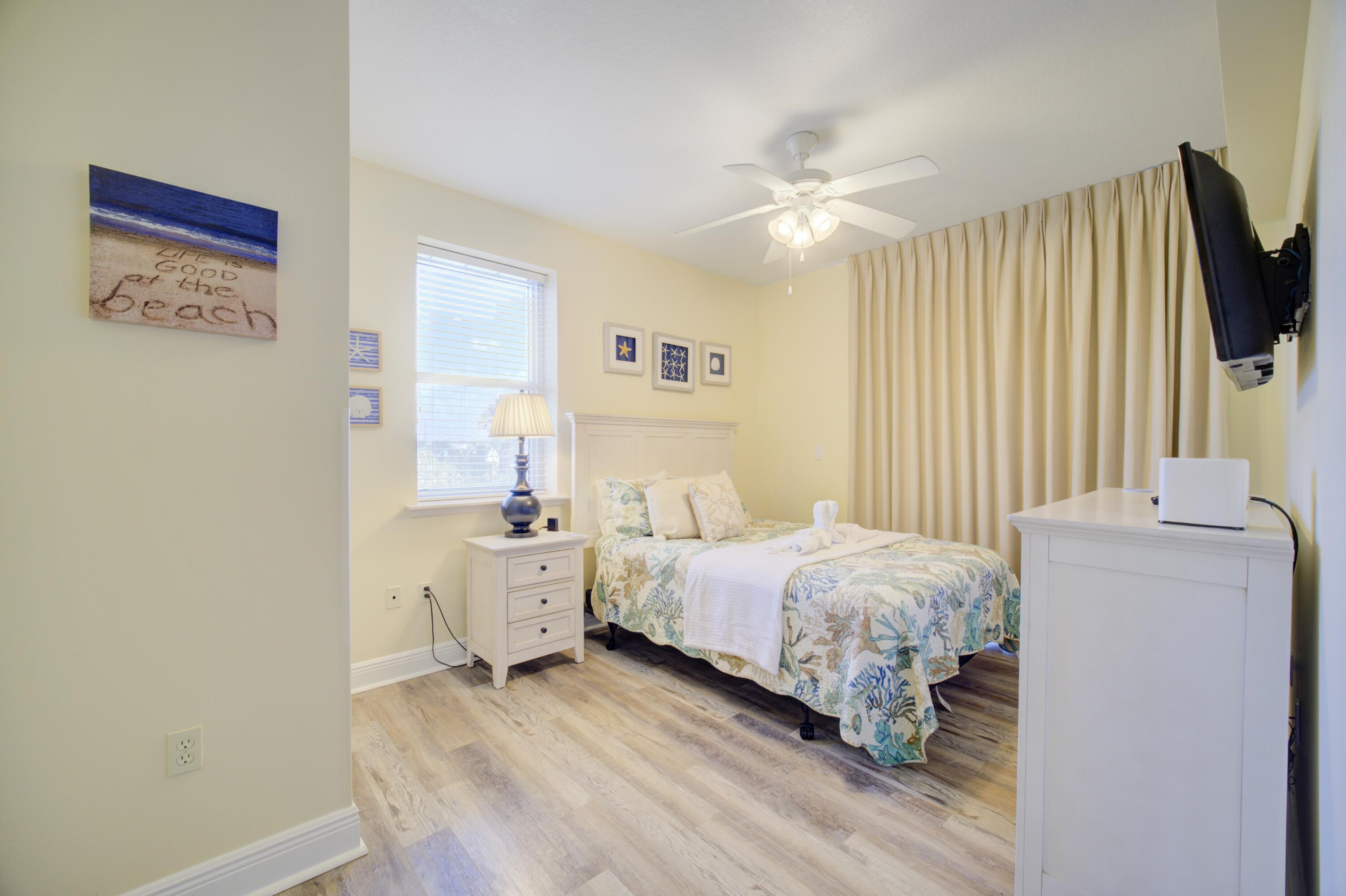 112 Seascape Blvd 210