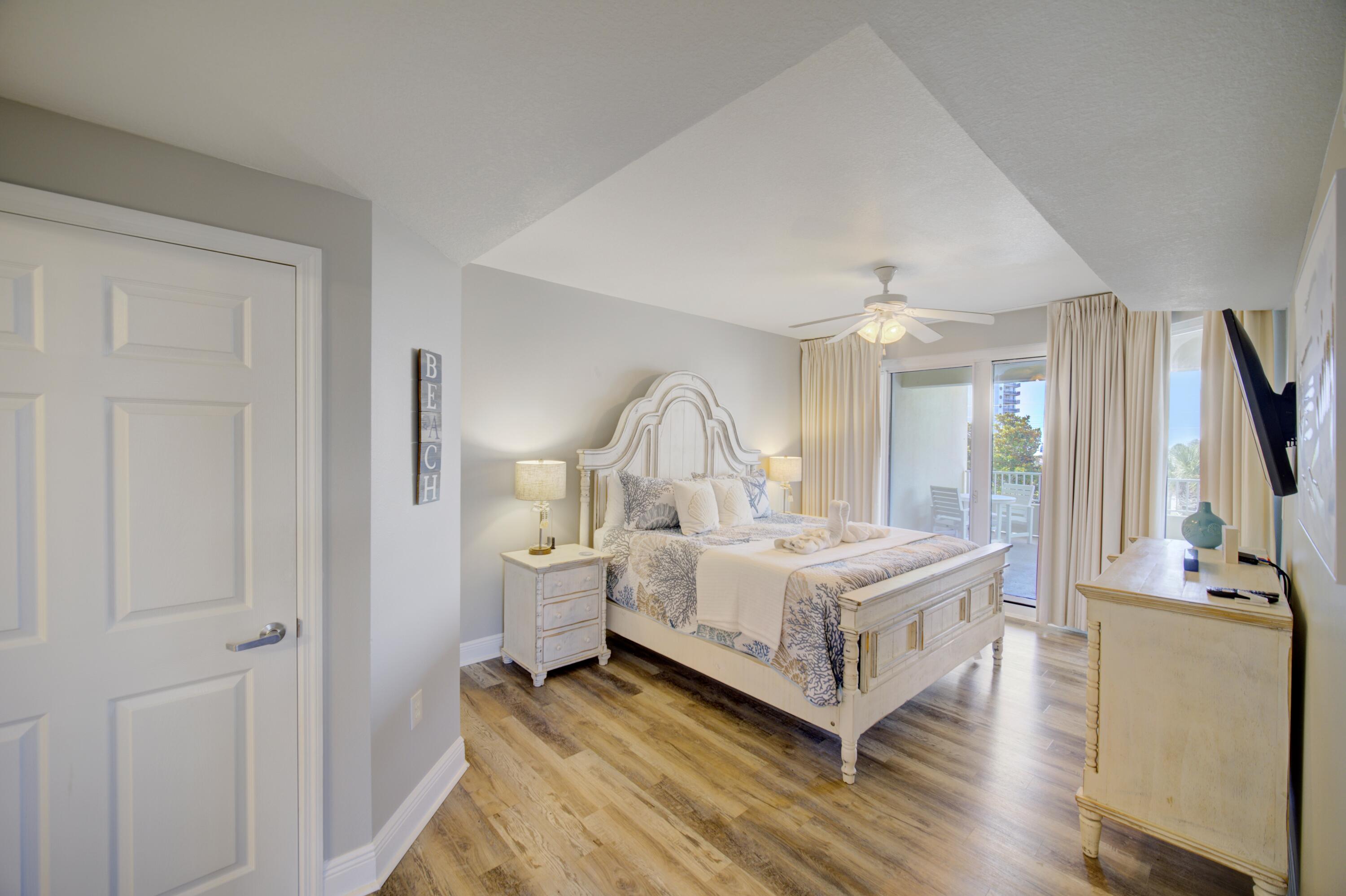 112 Seascape Blvd 210