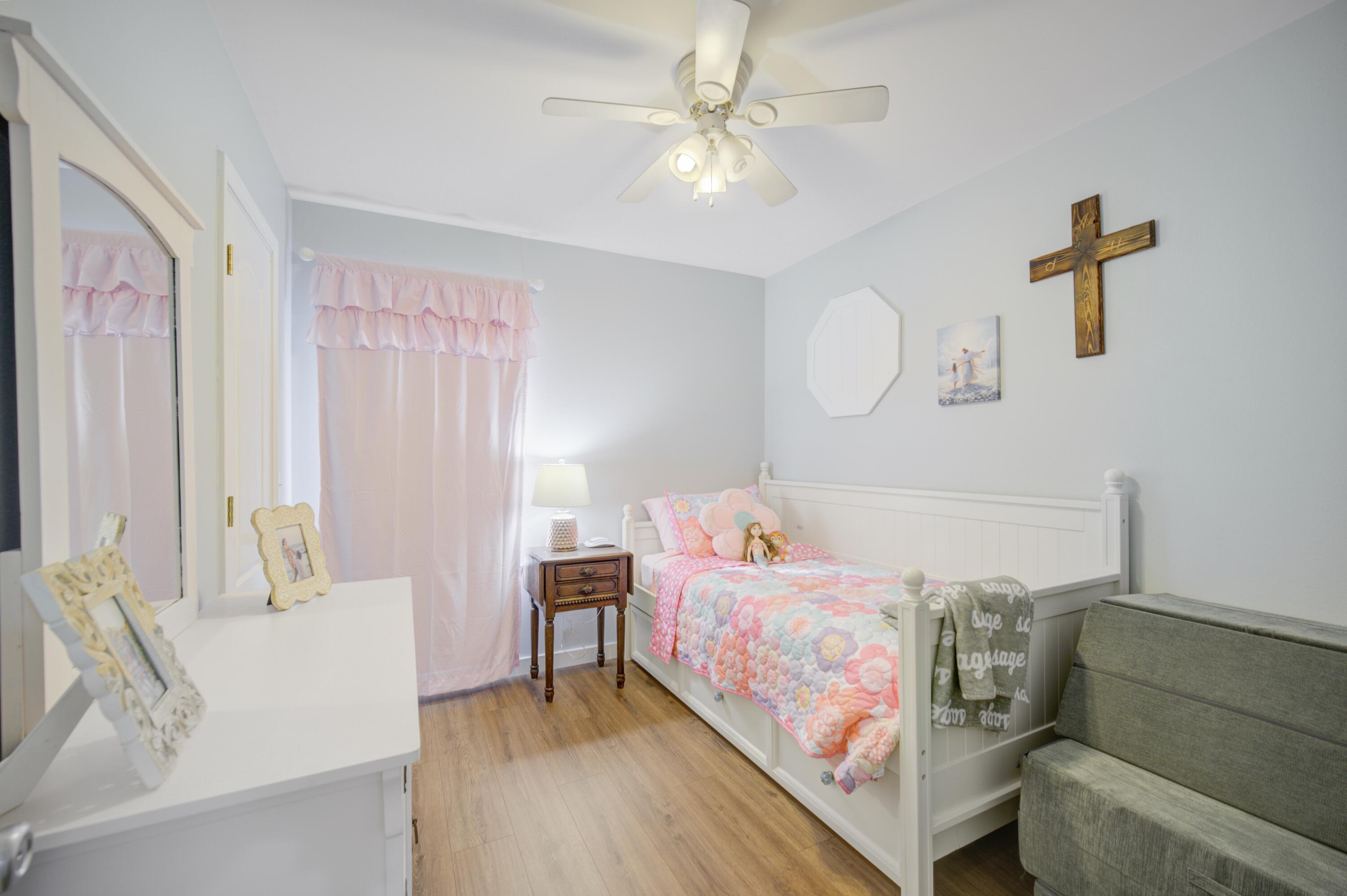 1268 Laura Lane