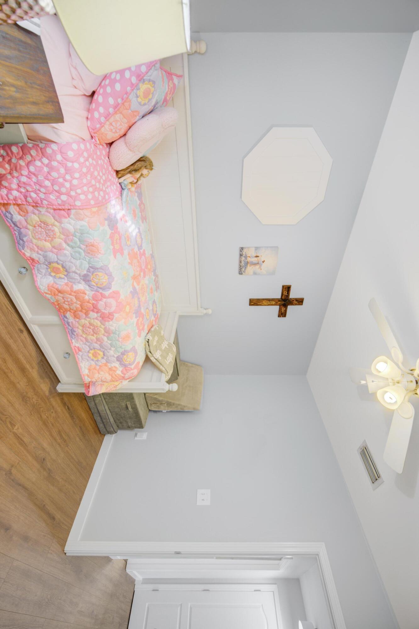 1268 Laura Lane