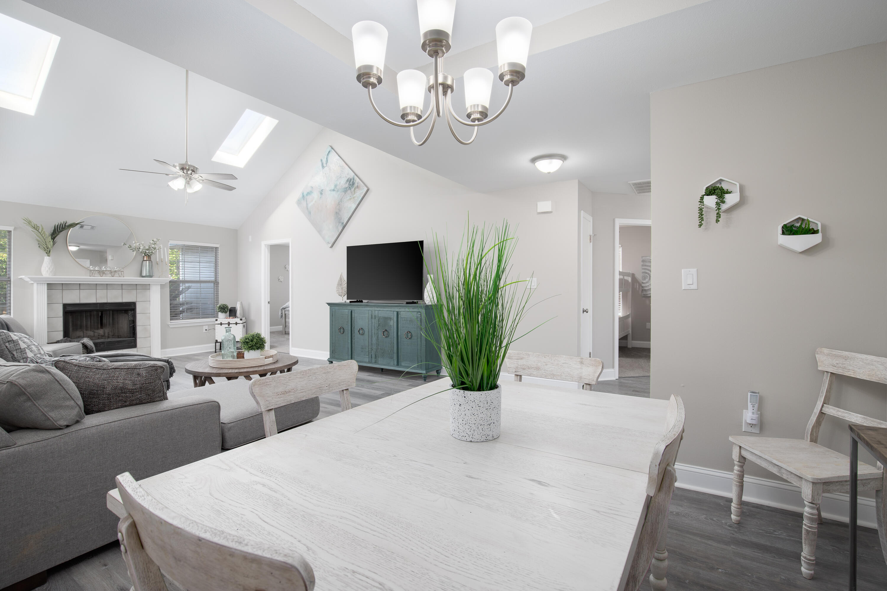 433 Sandy Ridge Circle