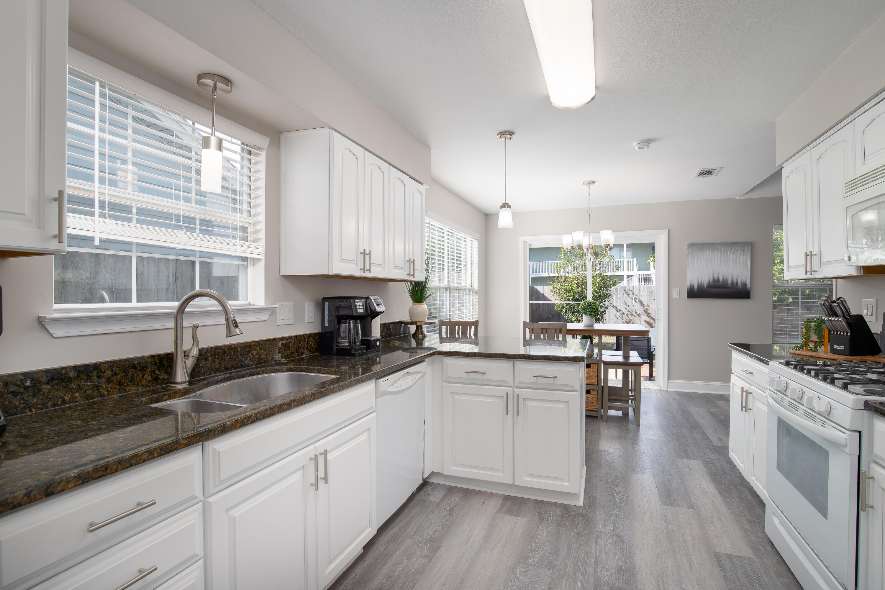 433 Sandy Ridge Circle