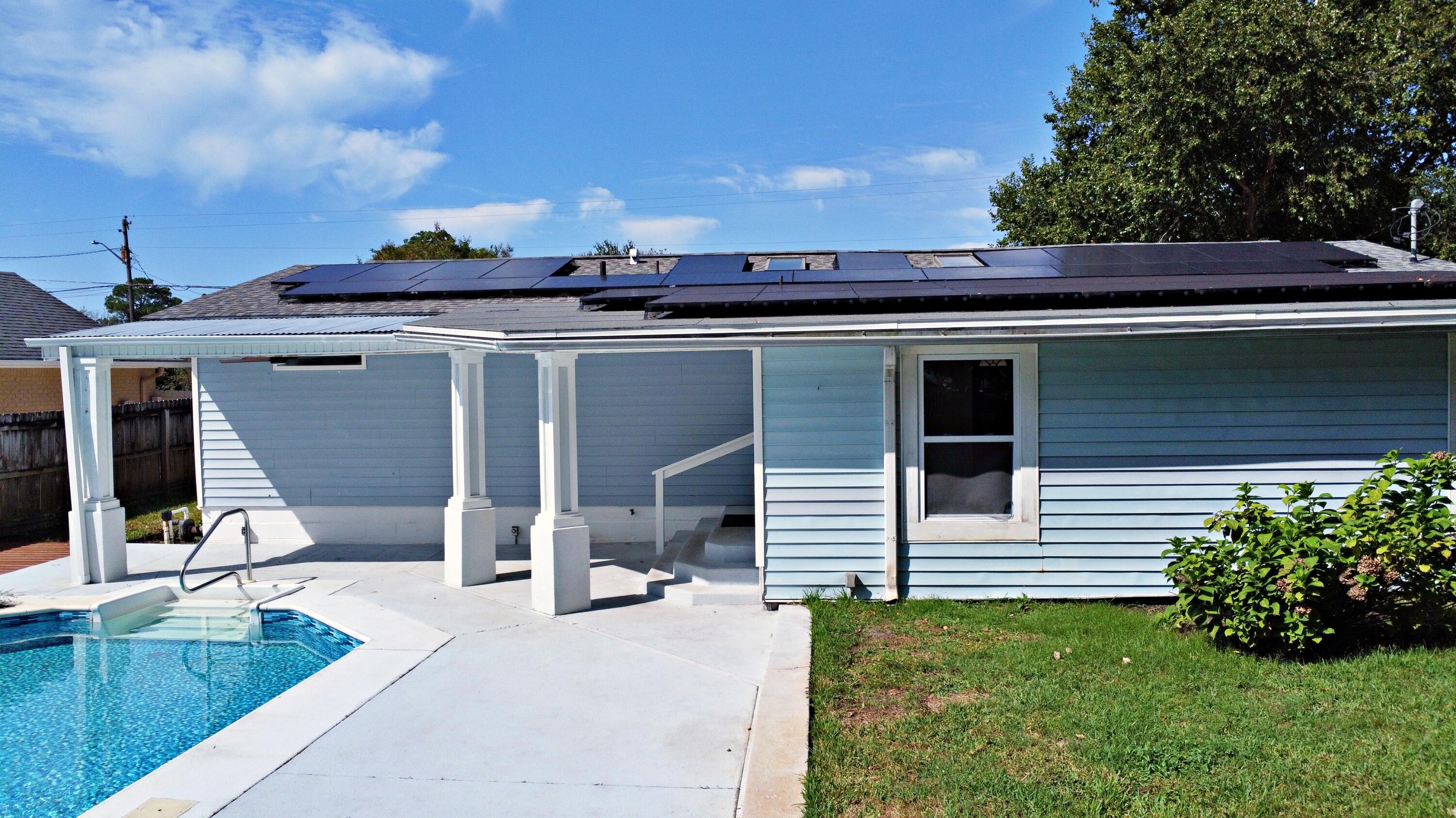 25 NW Memorial Parkway