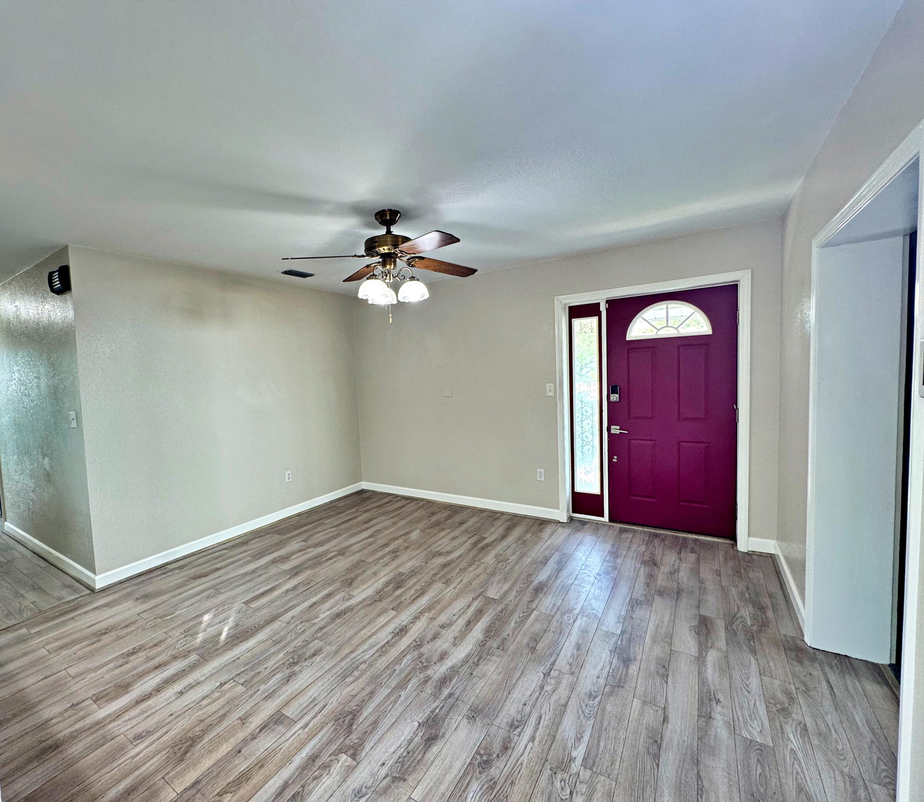 25 NW Memorial Parkway