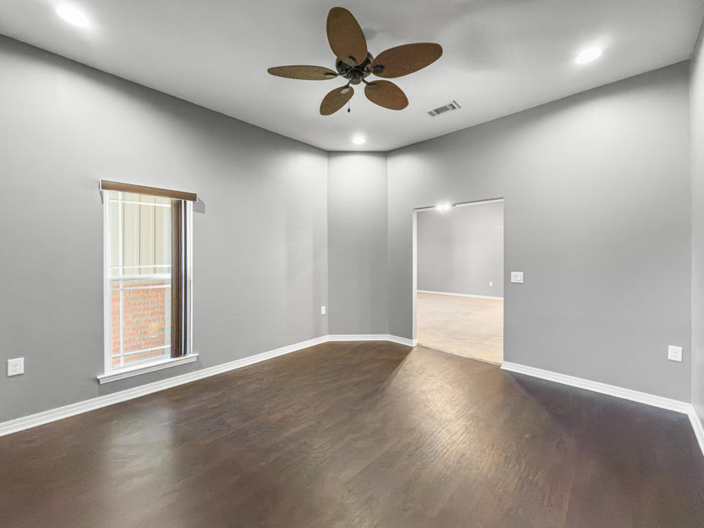 125 Lillian Way