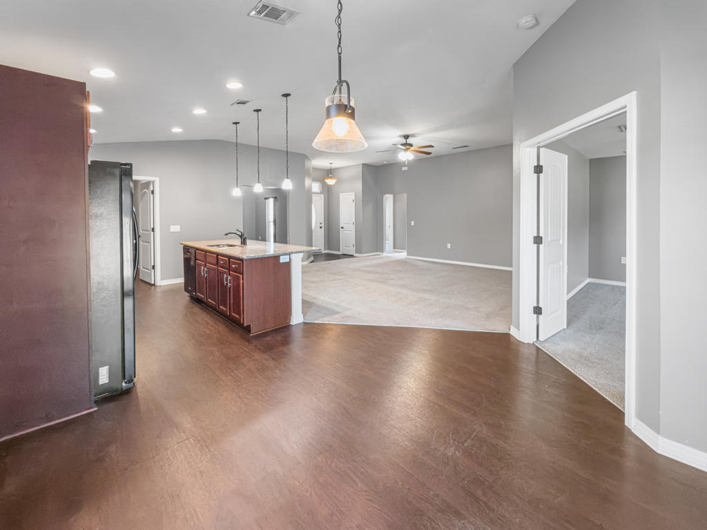 125 Lillian Way