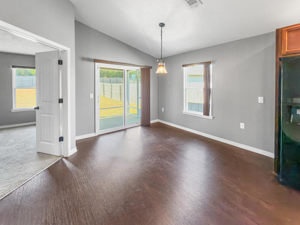 125 Lillian Way