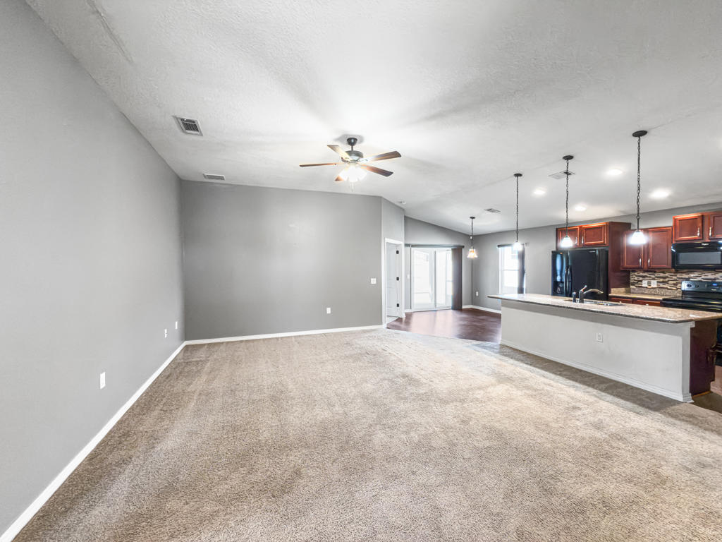 125 Lillian Way