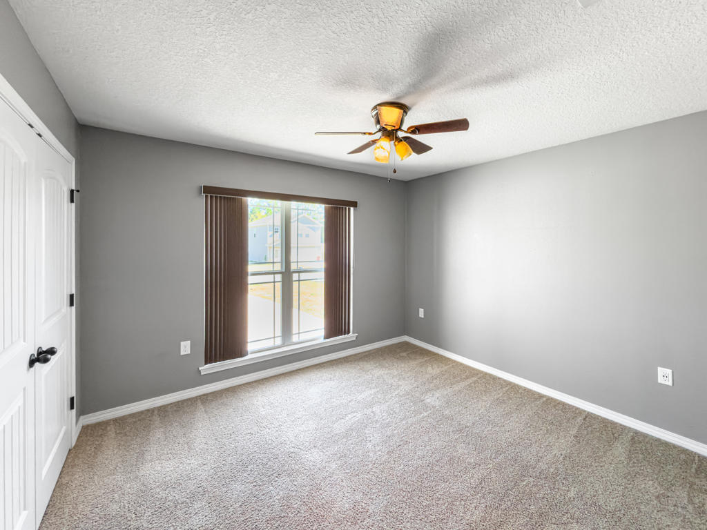 125 Lillian Way