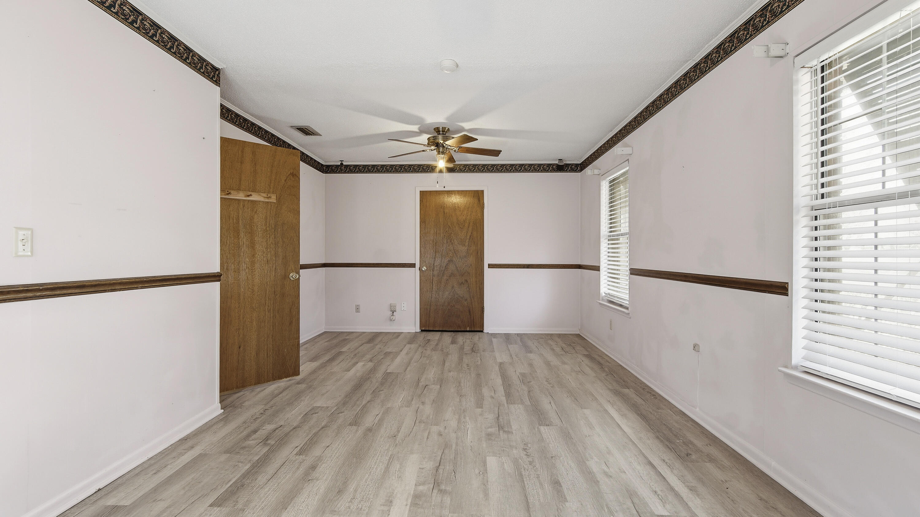 23203 N Us Highway 331