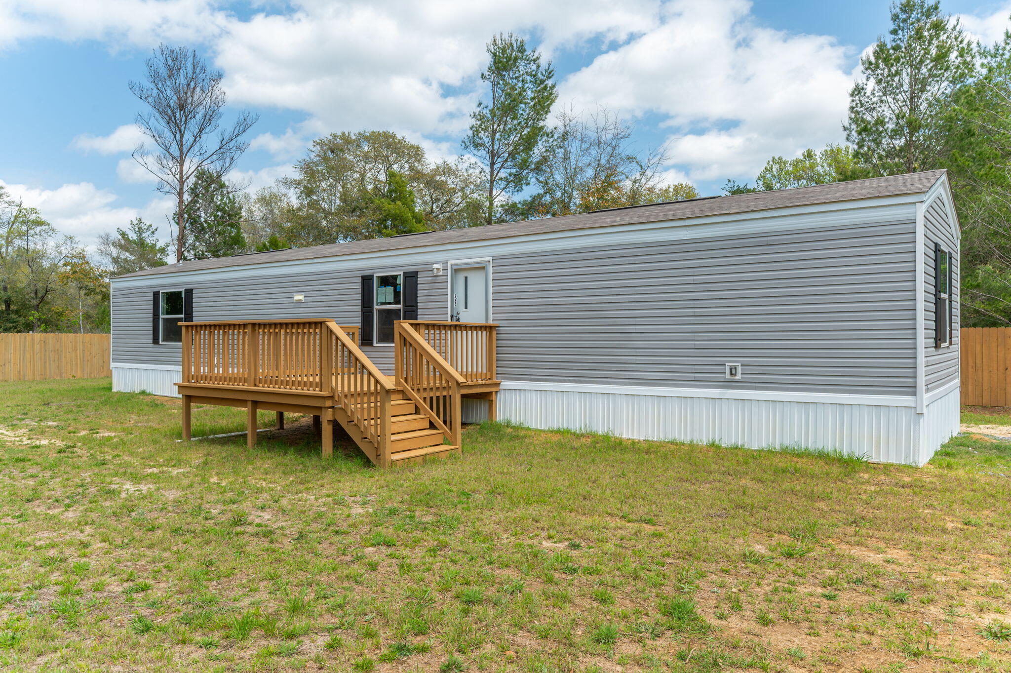 382 W ROYAL PALM AVE, DeFuniak Springs