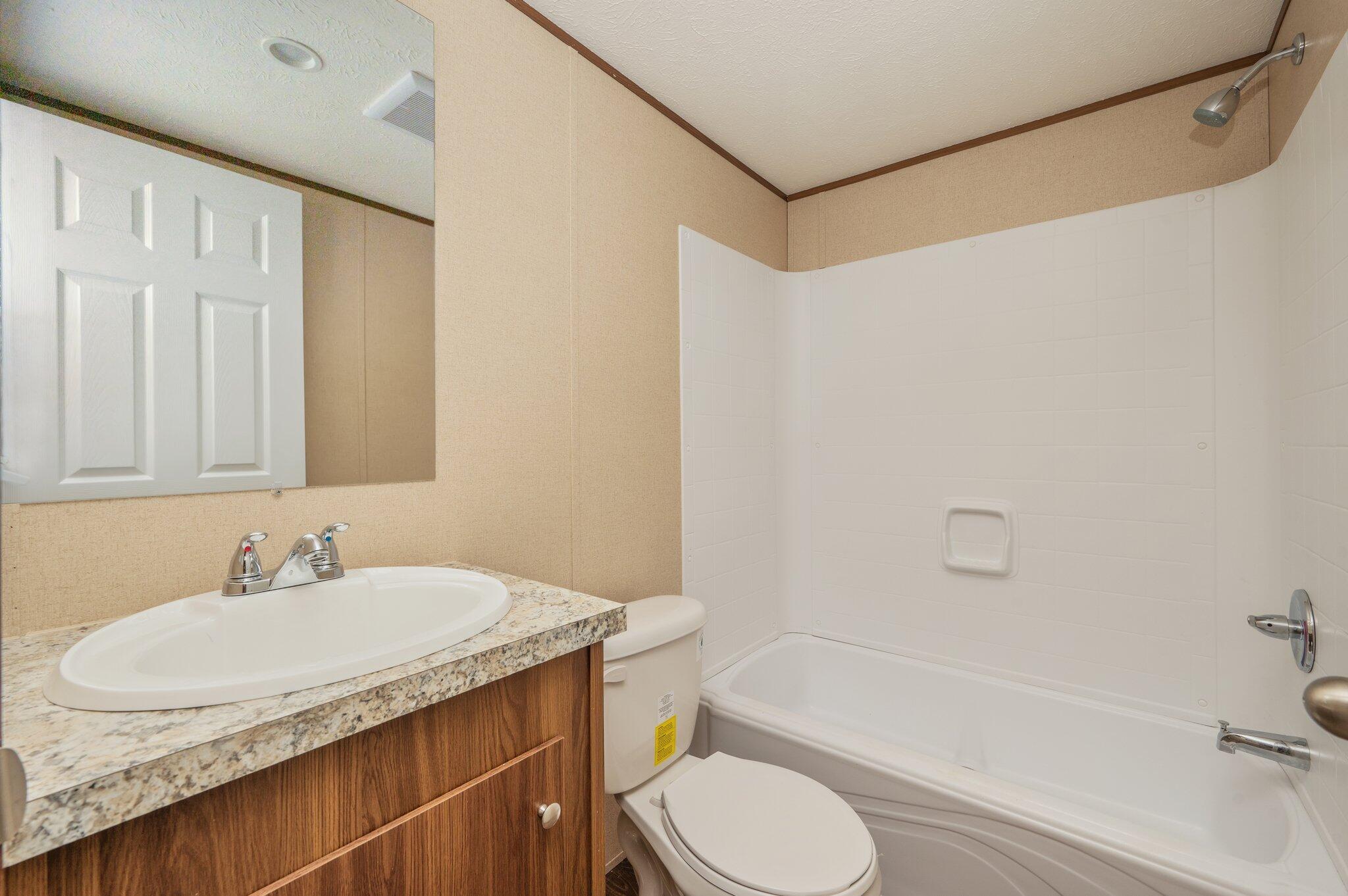 382 W ROYAL PALM AVE, DeFuniak Springs
