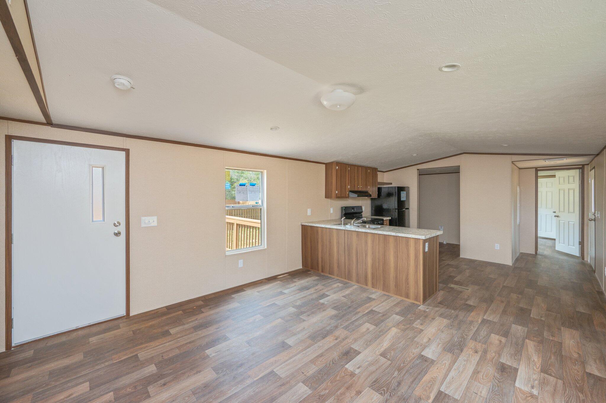 382 W ROYAL PALM AVE, DeFuniak Springs