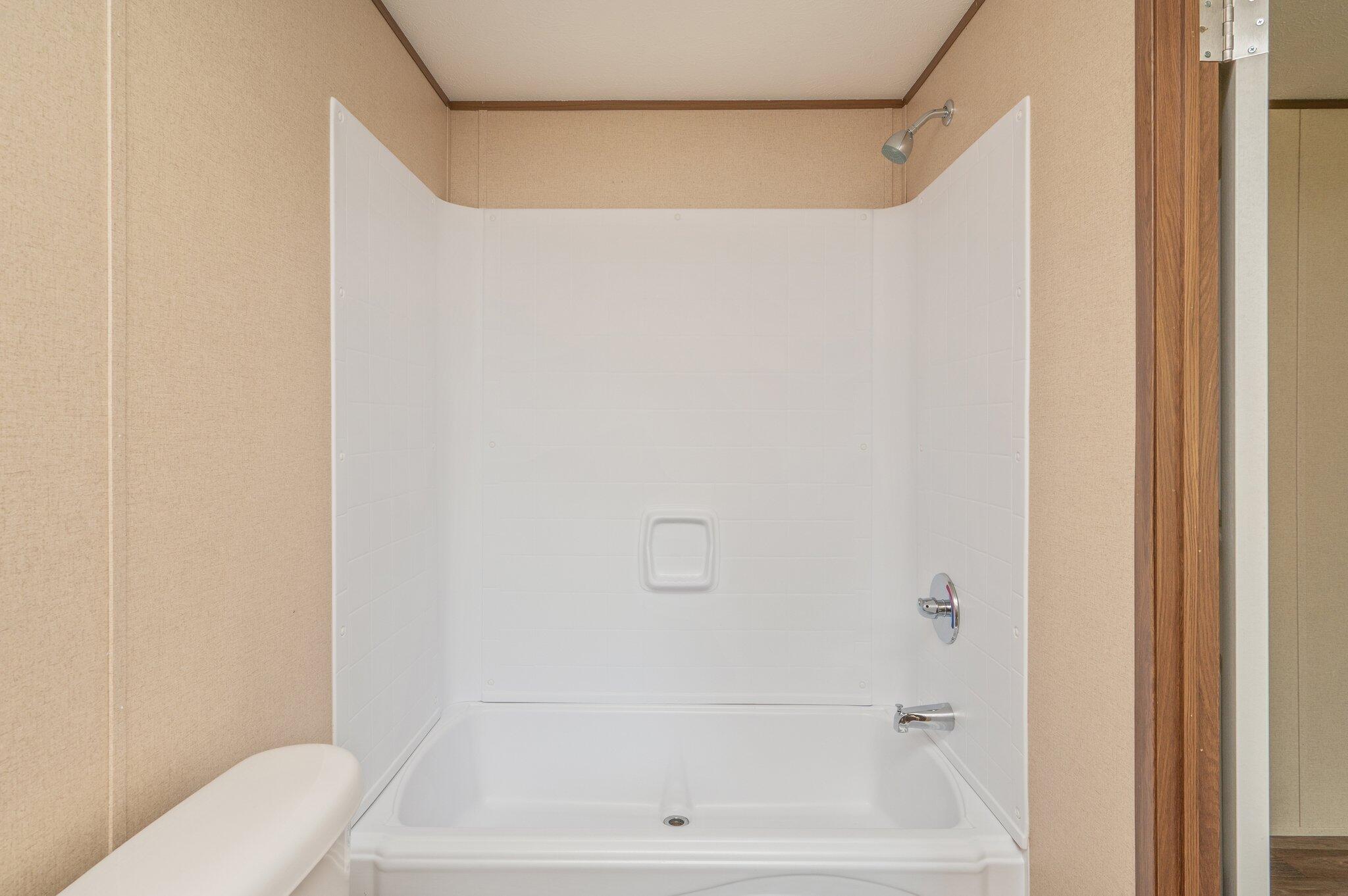 382 W ROYAL PALM AVE, DeFuniak Springs
