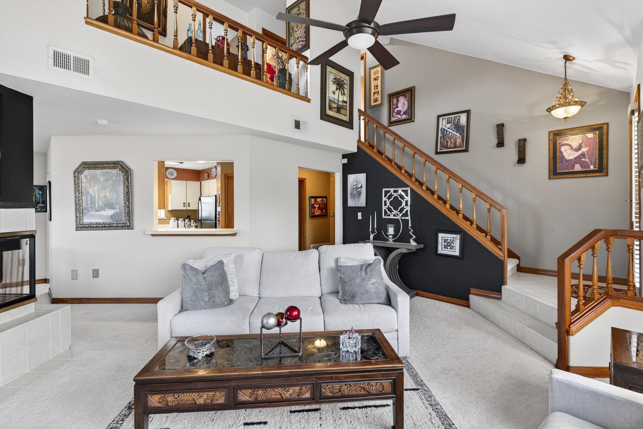 1509 W Mariah Way