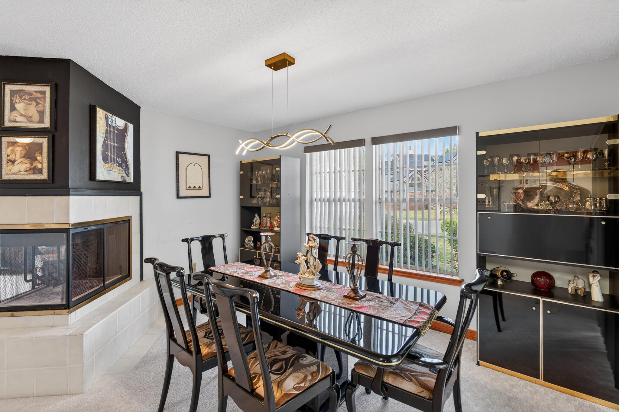 1509 W Mariah Way