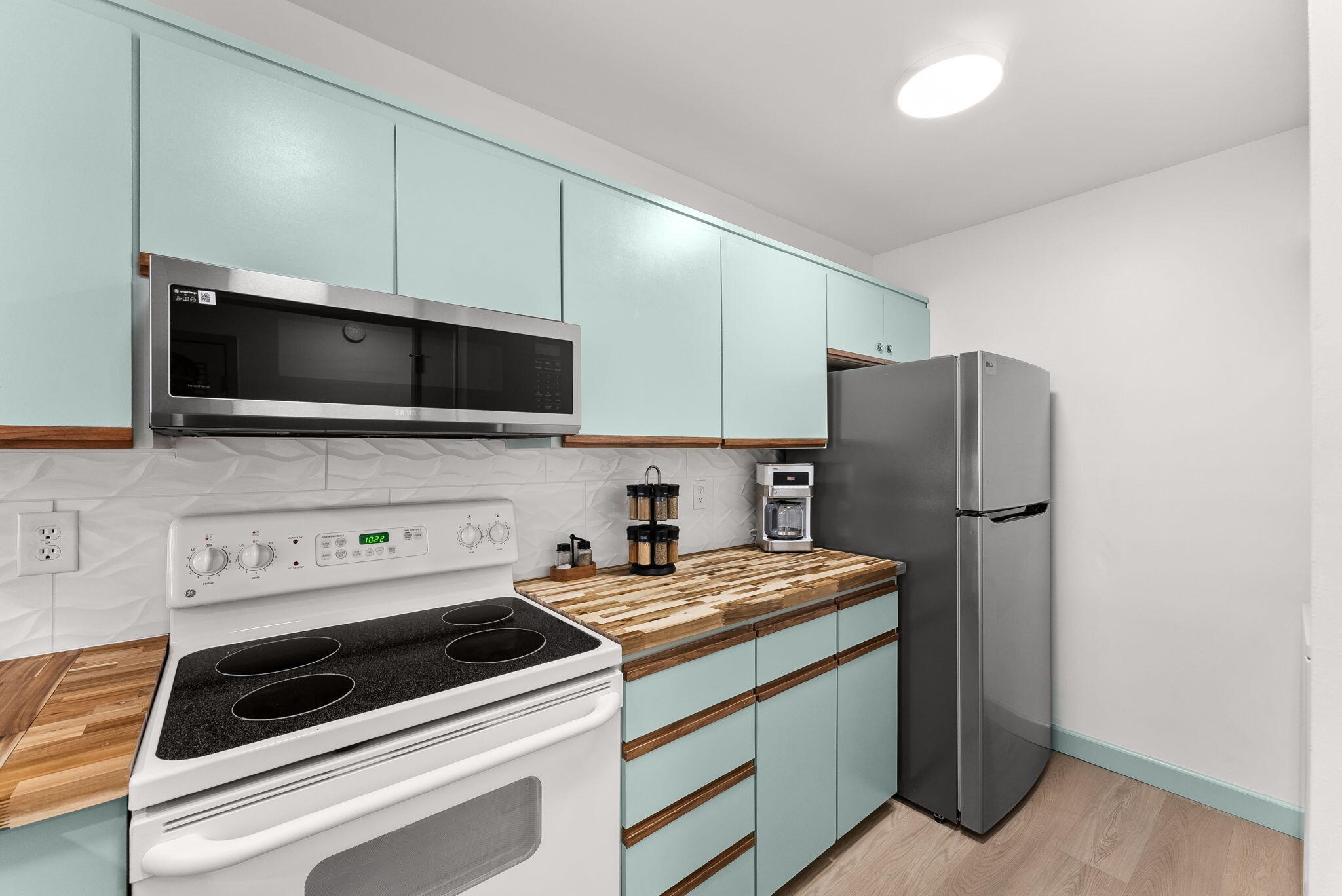 520 N Richard Jackson Boulevard UNIT 411